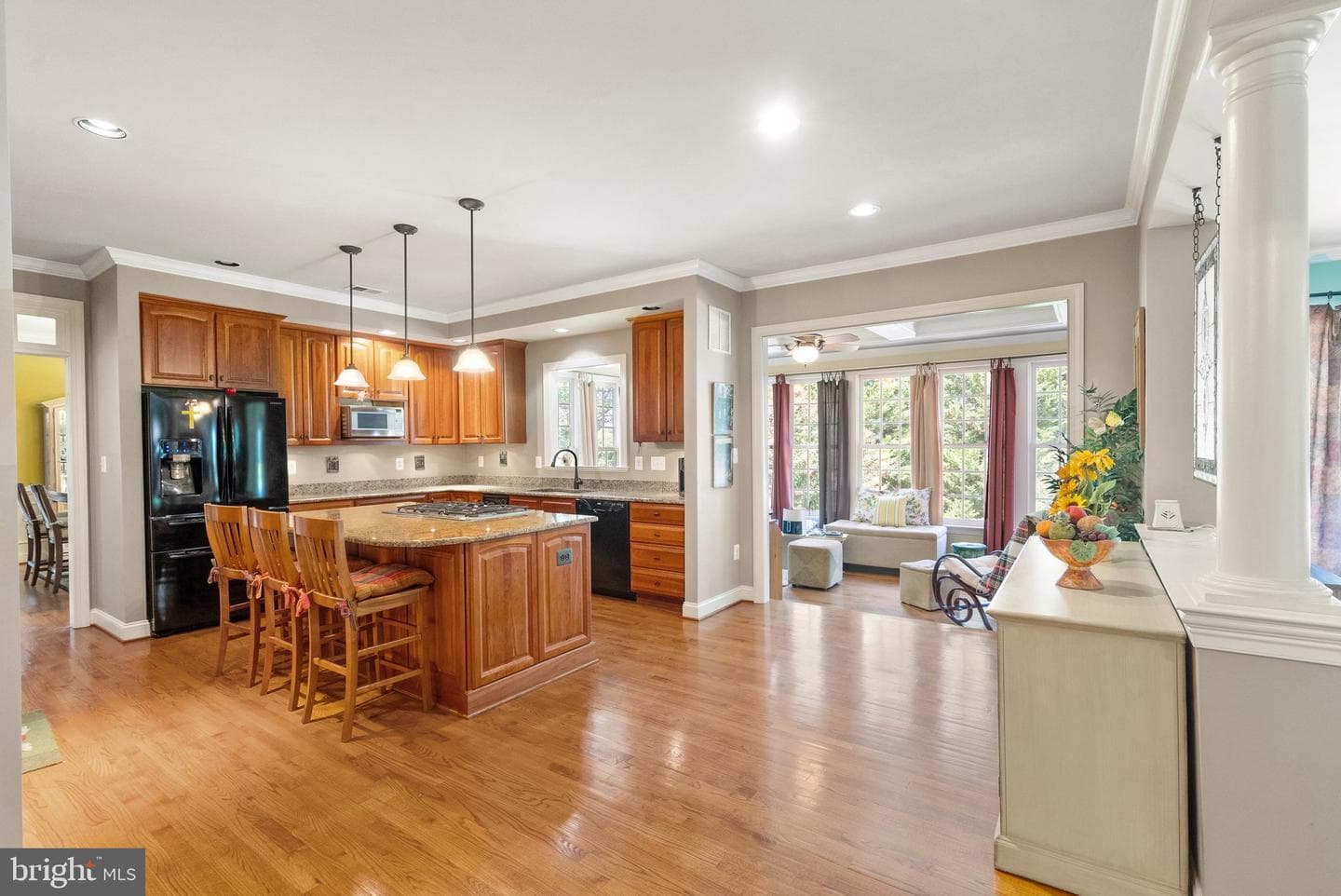7188 Kenthurst Lane photo 15
