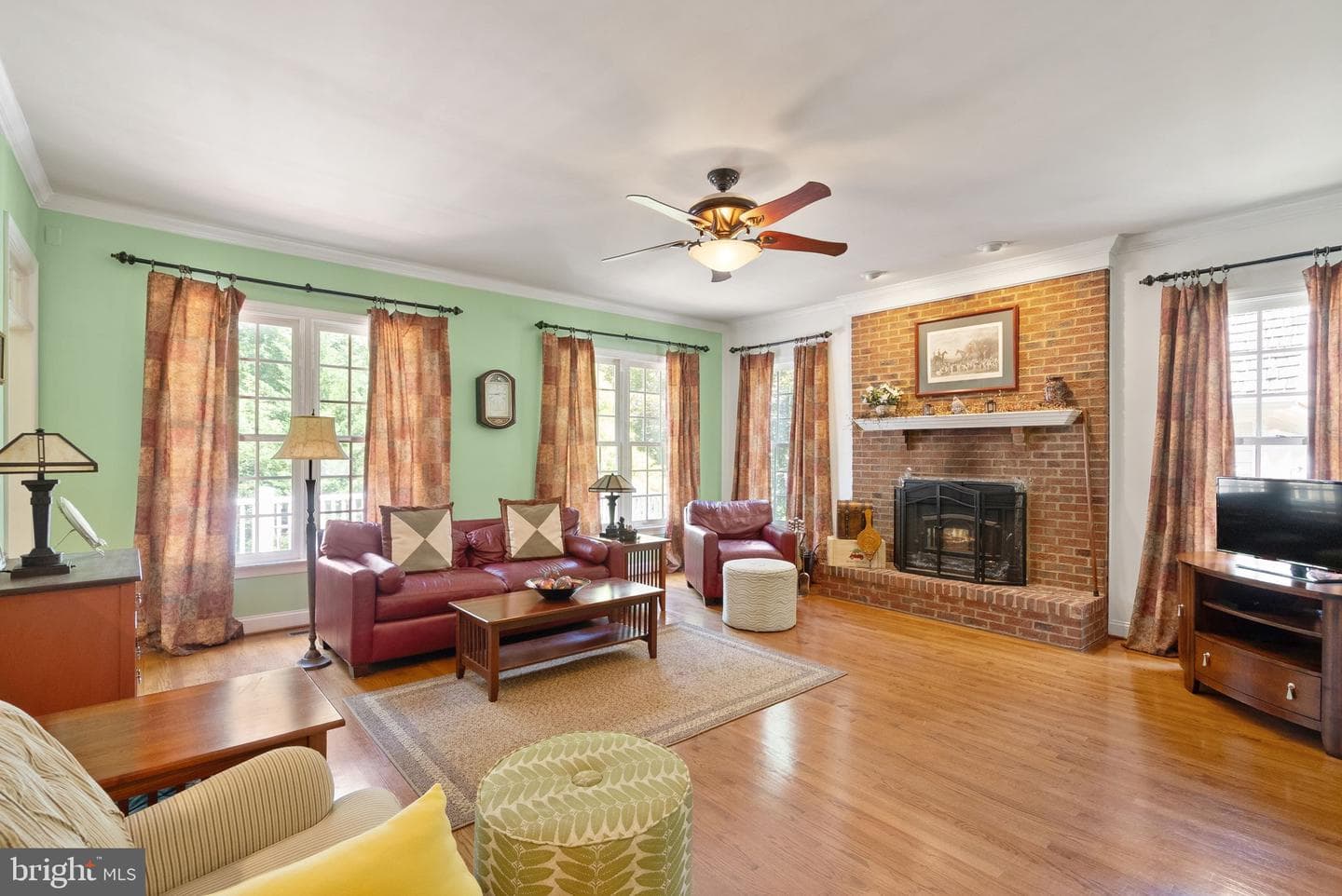 7188 Kenthurst Lane photo 19