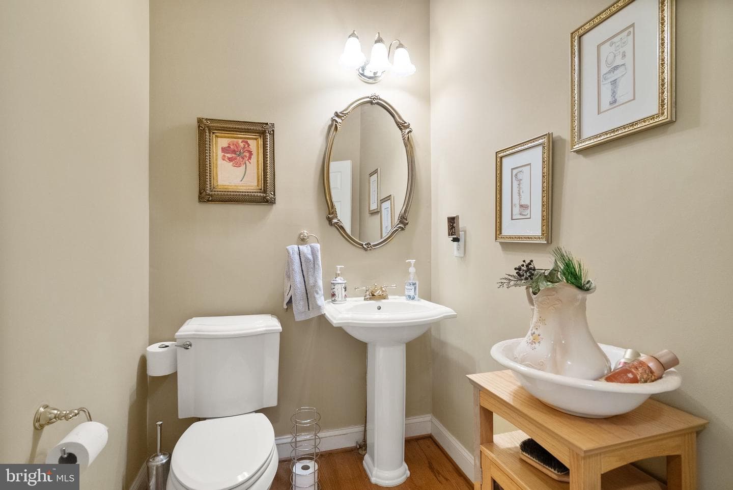 7188 Kenthurst Lane photo 21