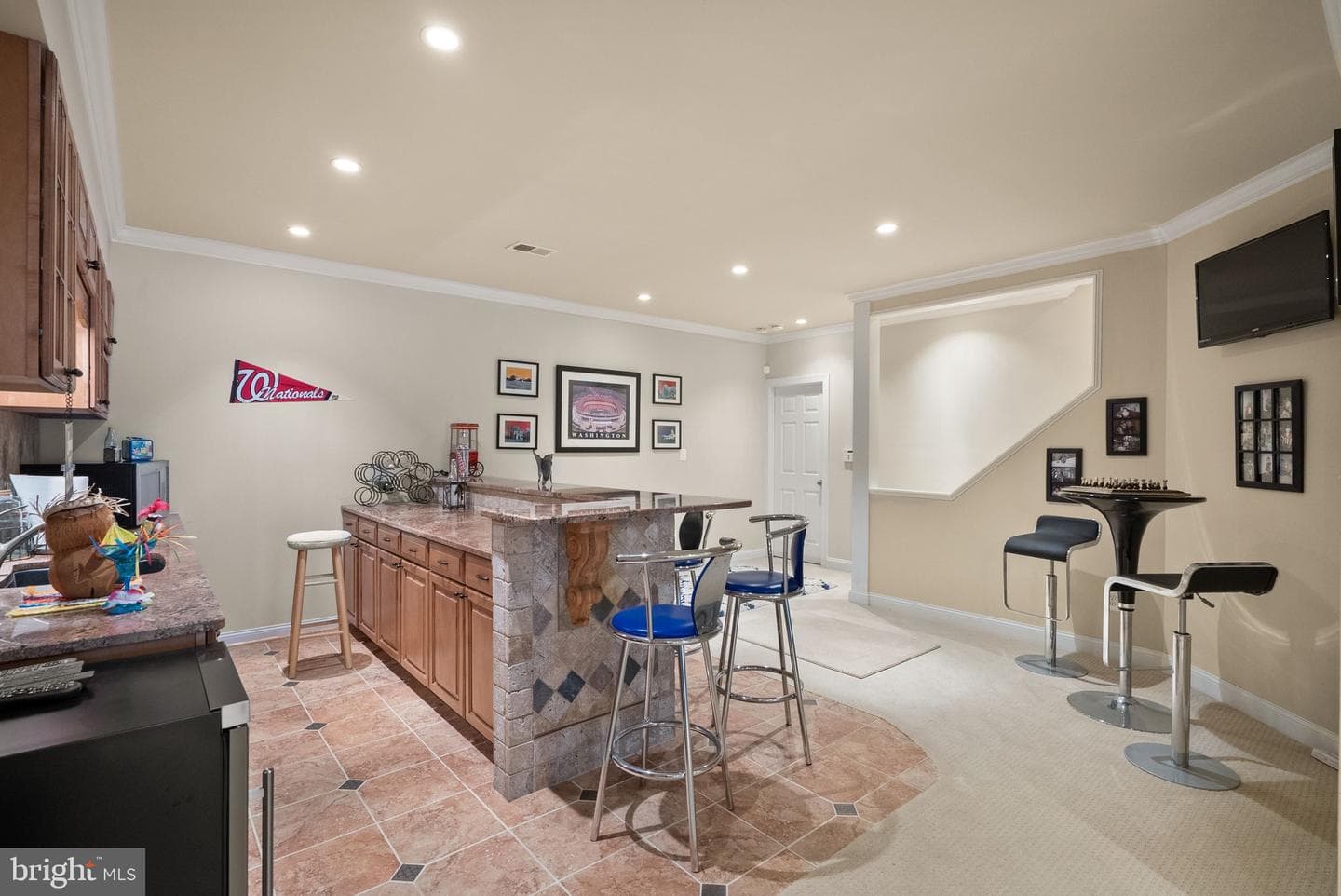 7188 Kenthurst Lane photo 45
