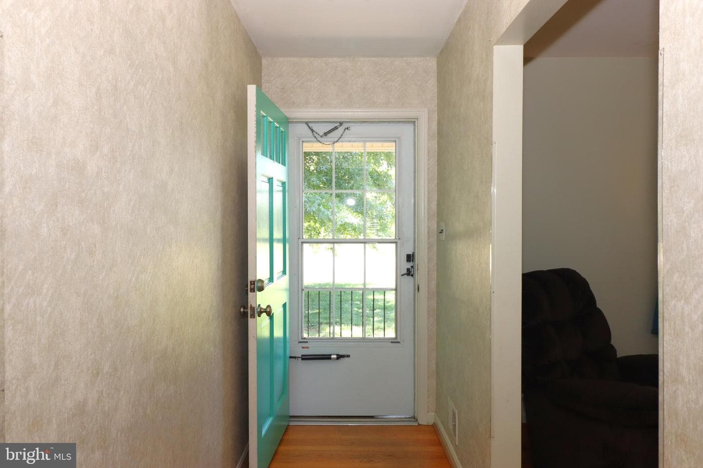 166 Elm Street photo 4