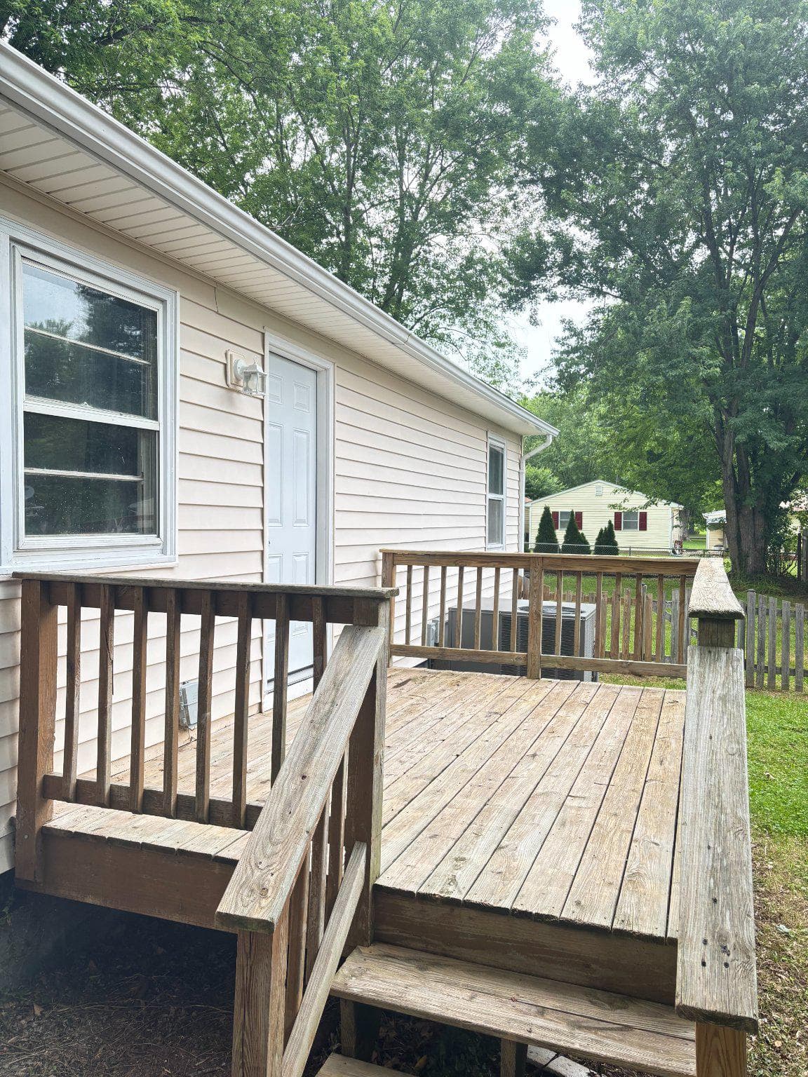 203 W Bowen Street, Remington