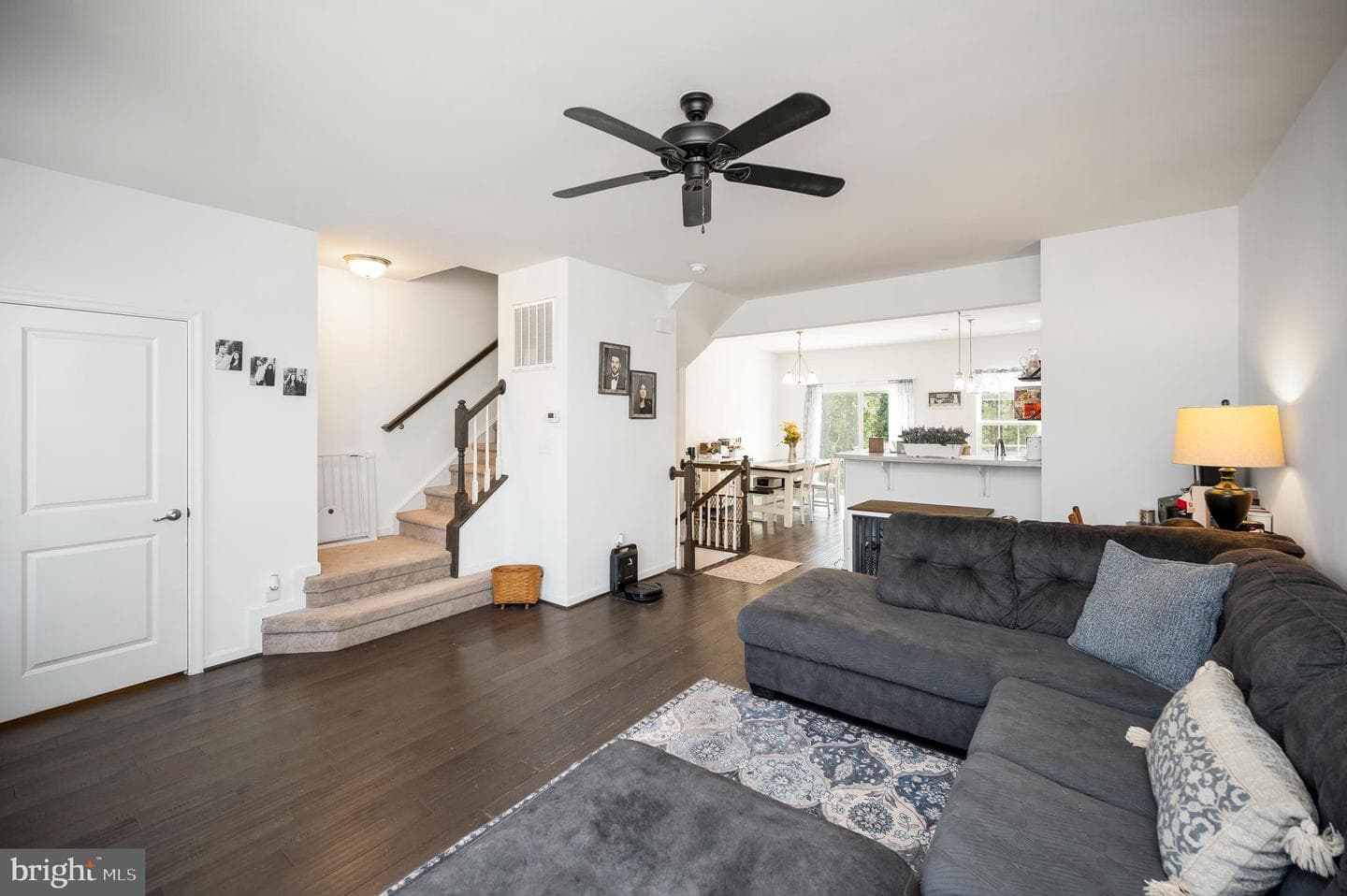 3014 Revere Street photo 3