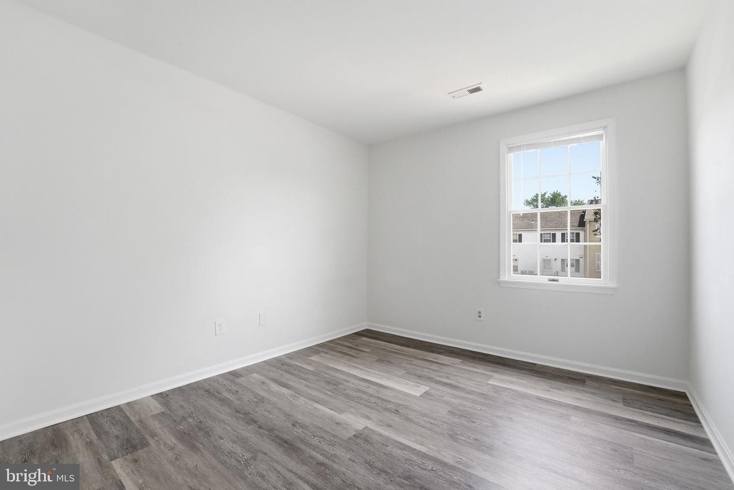 168 Fairfield Drive photo 16