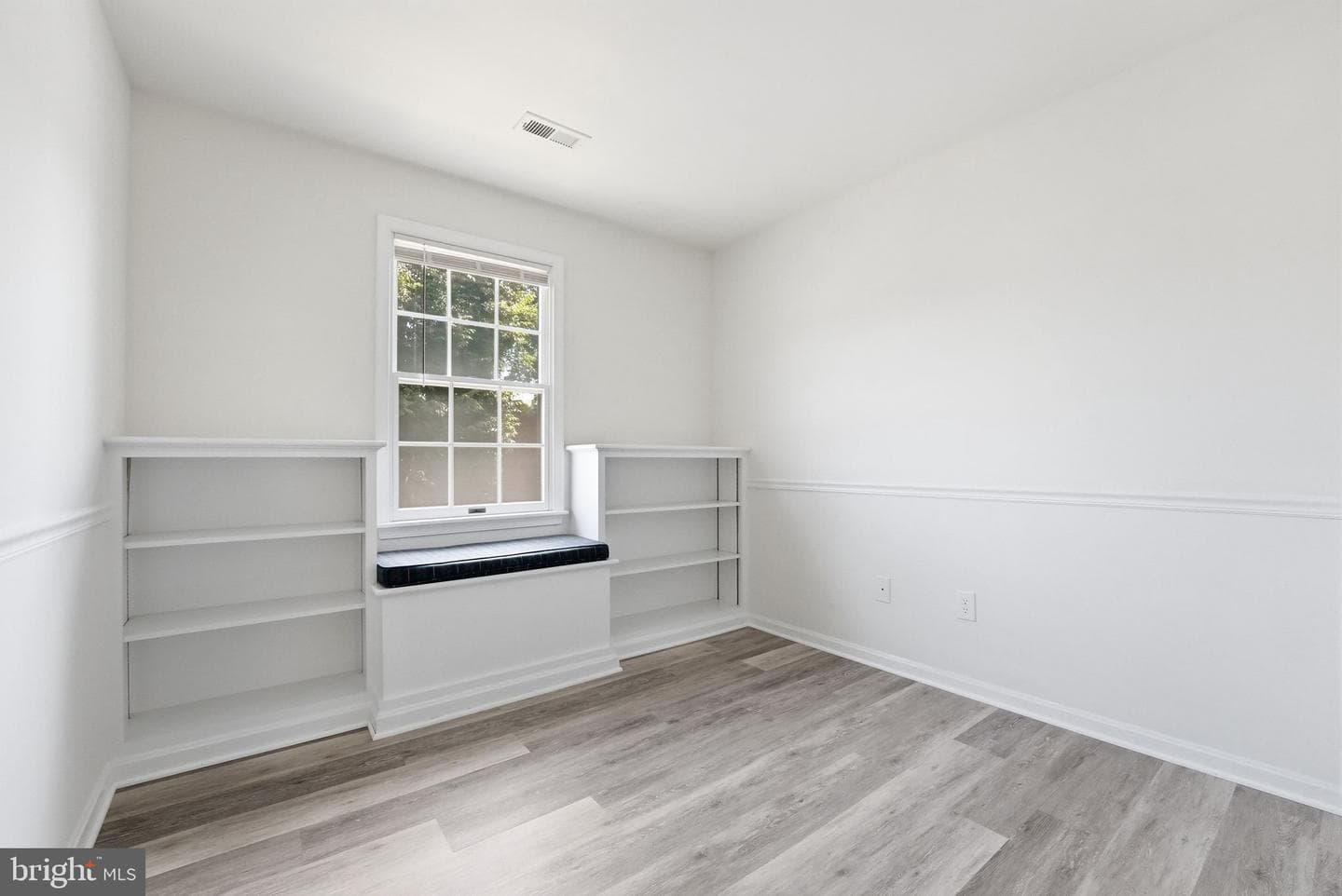 168 Fairfield Drive photo 18