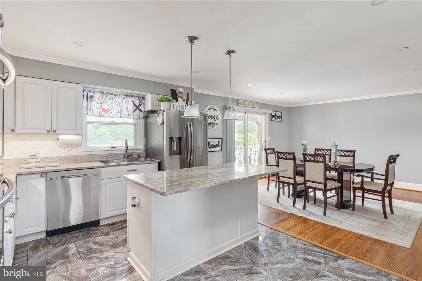 9189 Lees Ridge Road photo 8