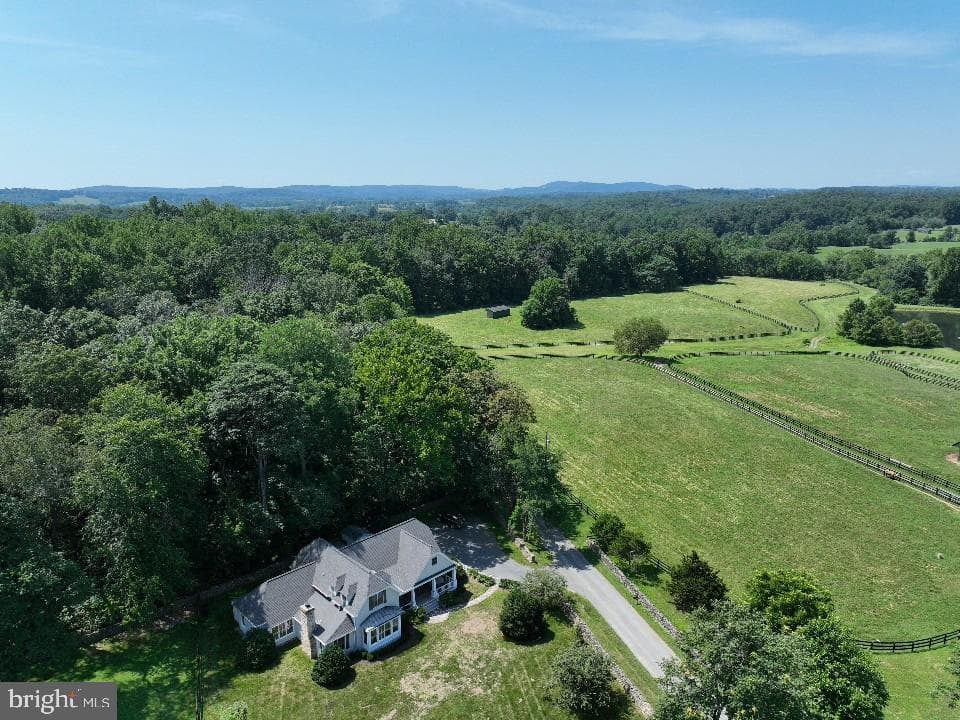 3167 Burrland Lane photo 34