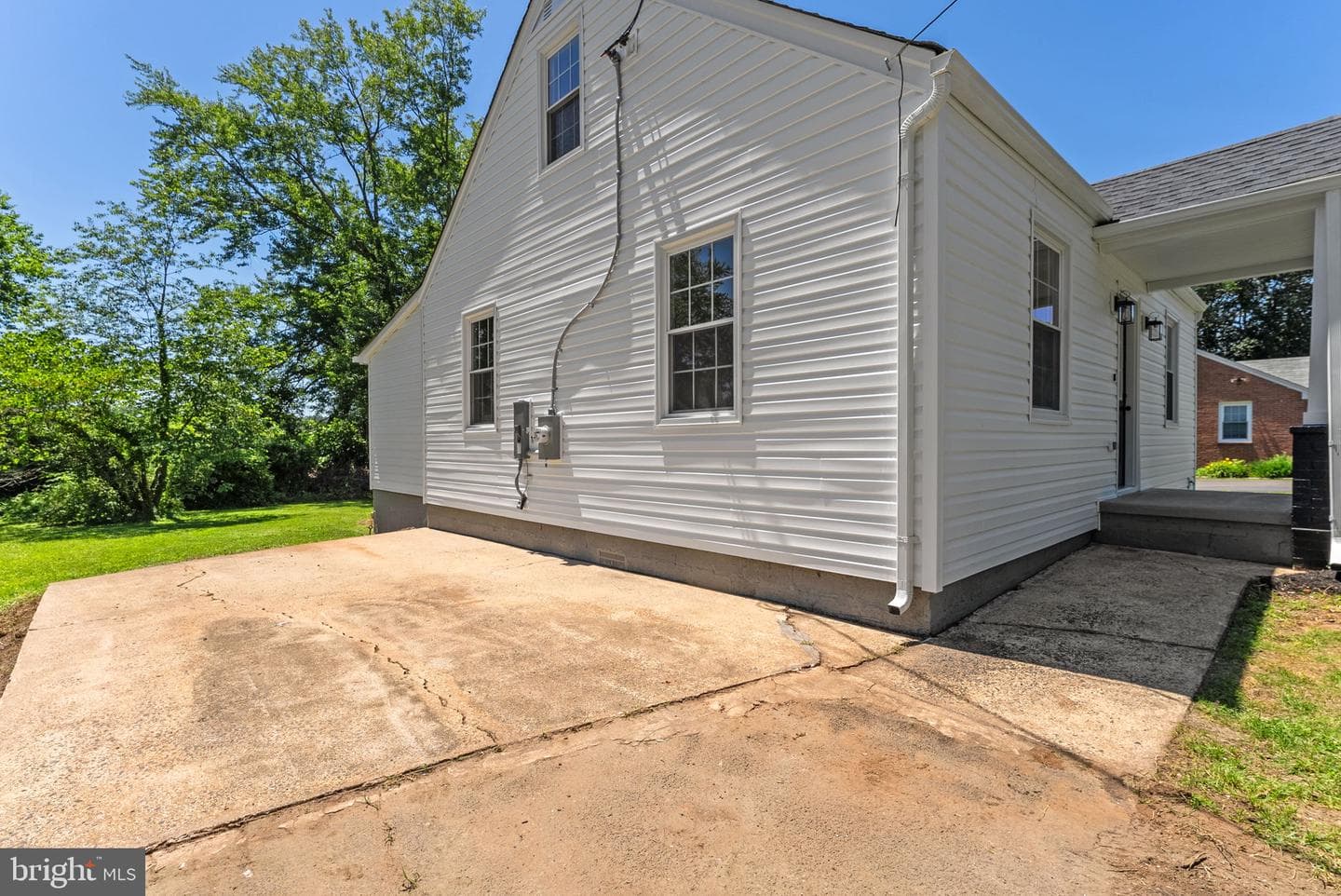 264 Monroe Street photo 55