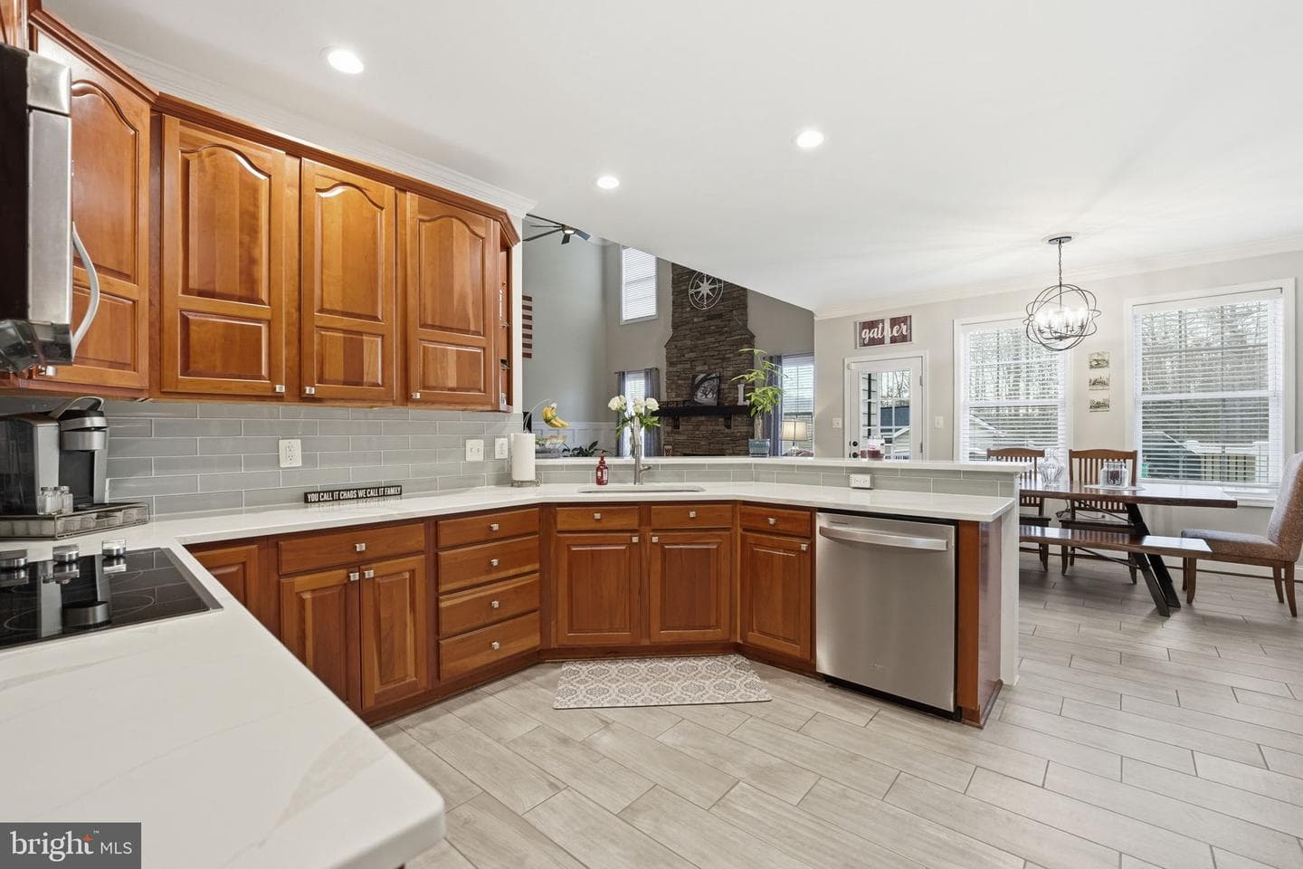 12140 Brent Town Road photo 17