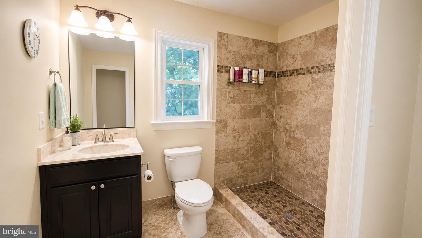 6743 Breezy Drive photo 21