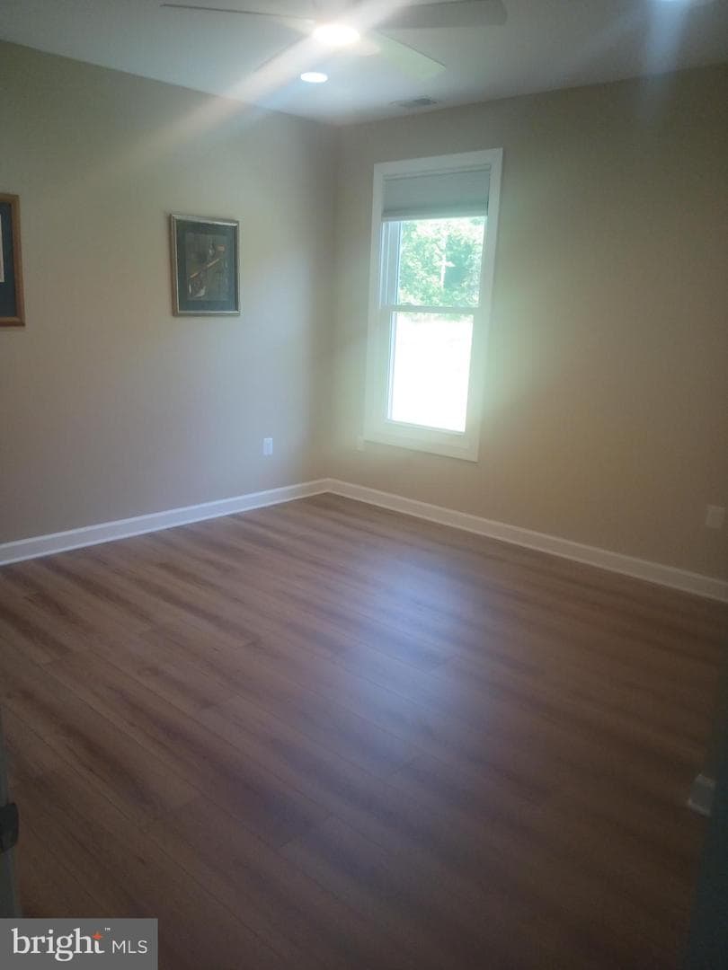 5201 Carolyns Way photo 22
