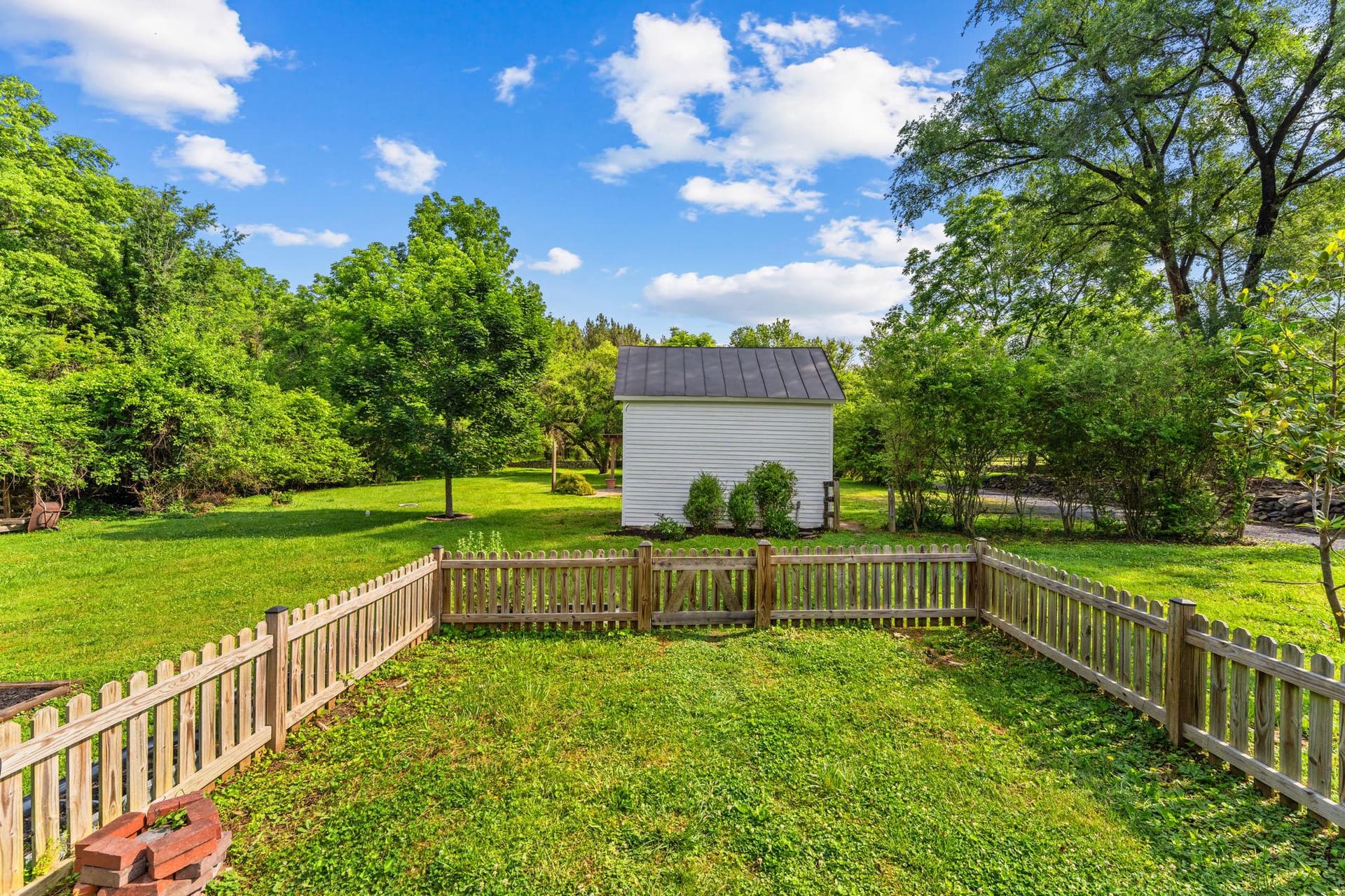1150 Poplar Row photo 71