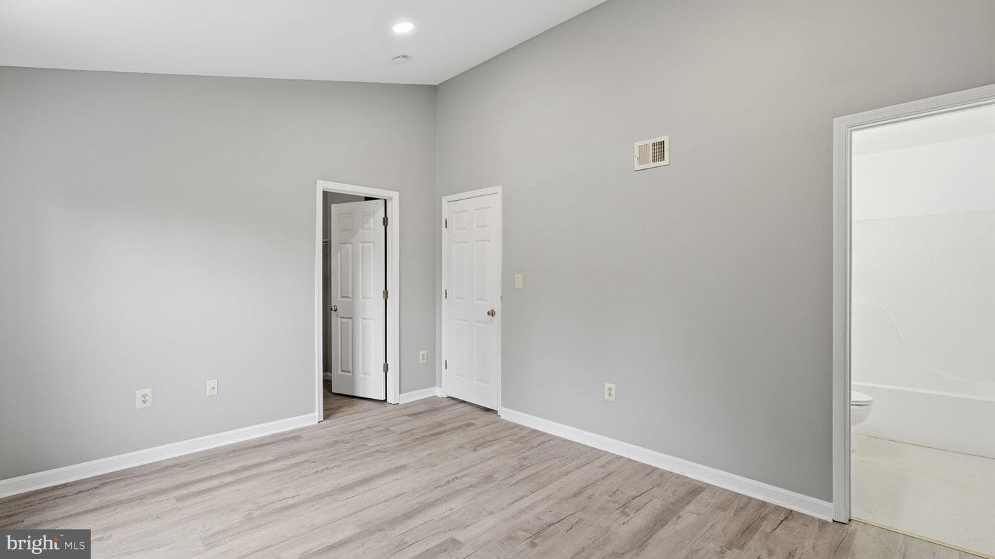 526 Highland Towne Lane photo 23