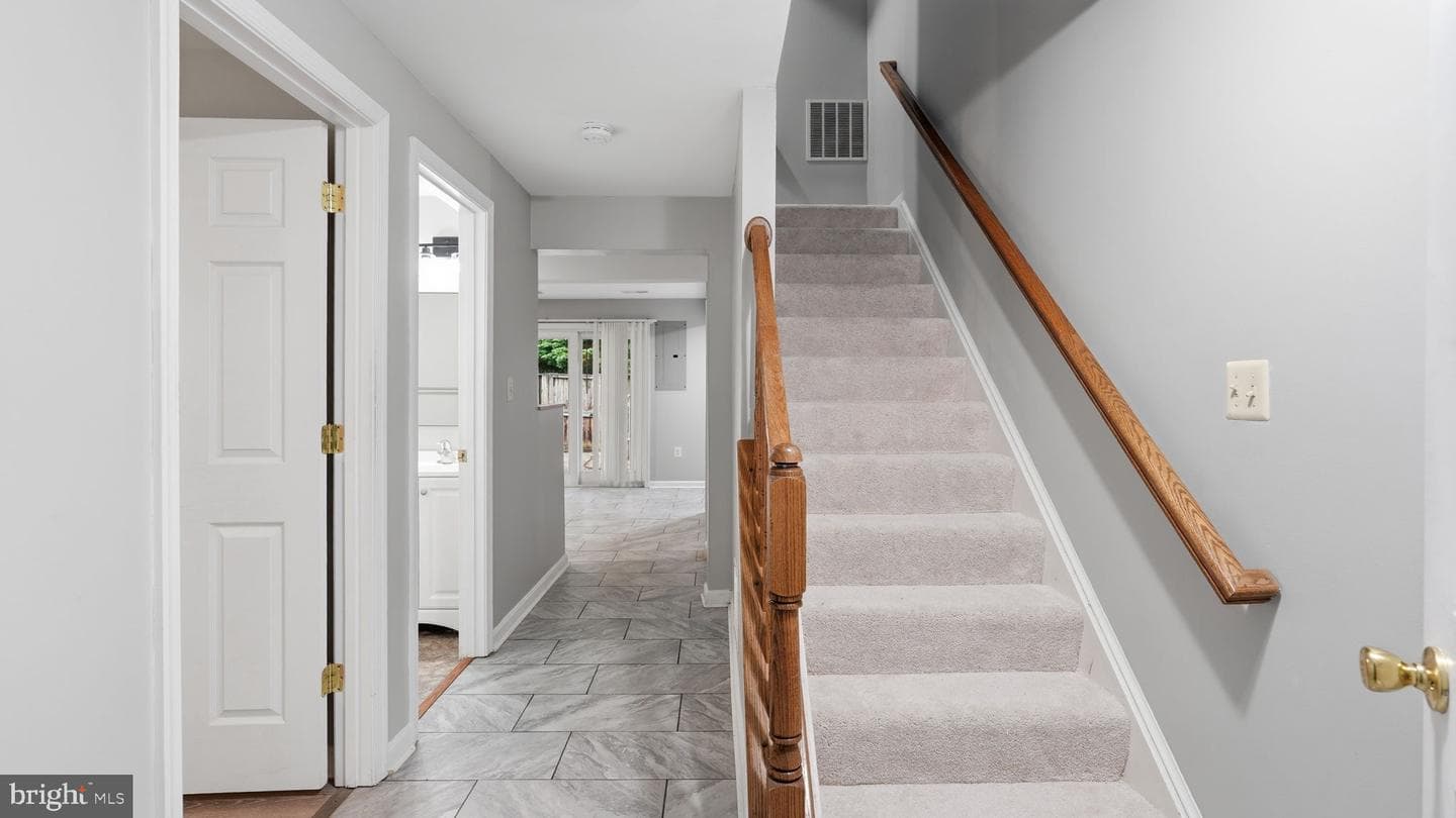 526 Highland Towne Lane photo 25