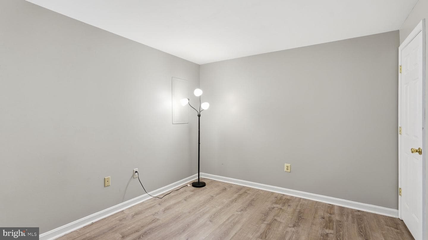 526 Highland Towne Lane photo 32