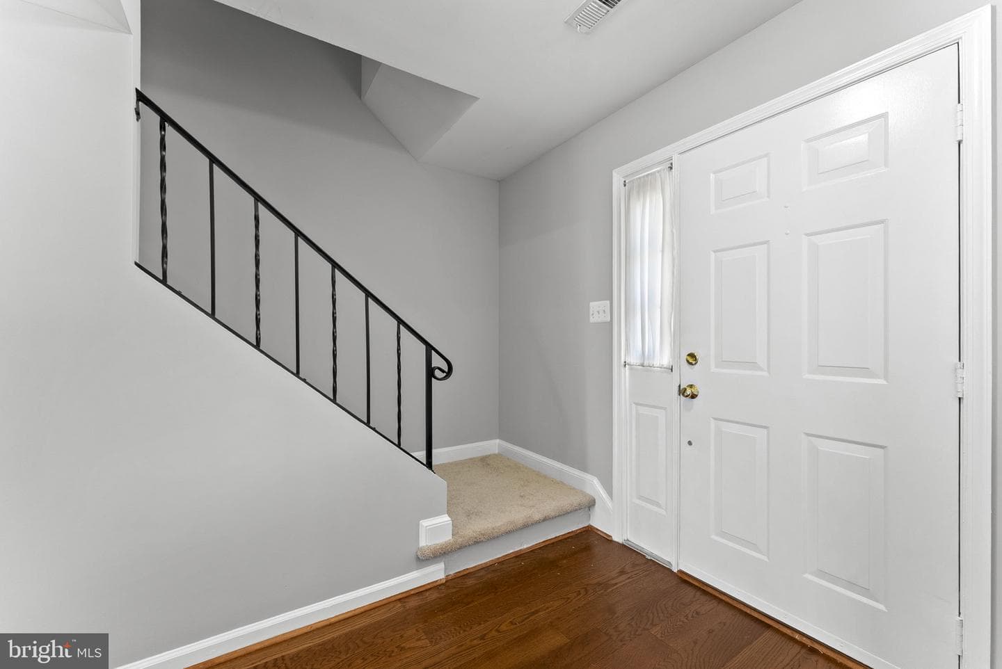 7640 Wankoma Drive photo 3
