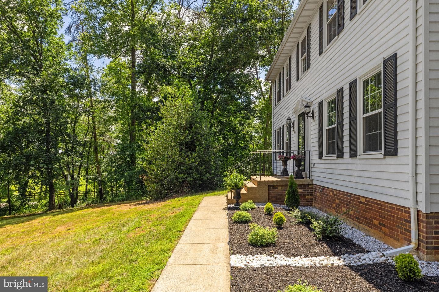 5032 Canter Lane photo 7
