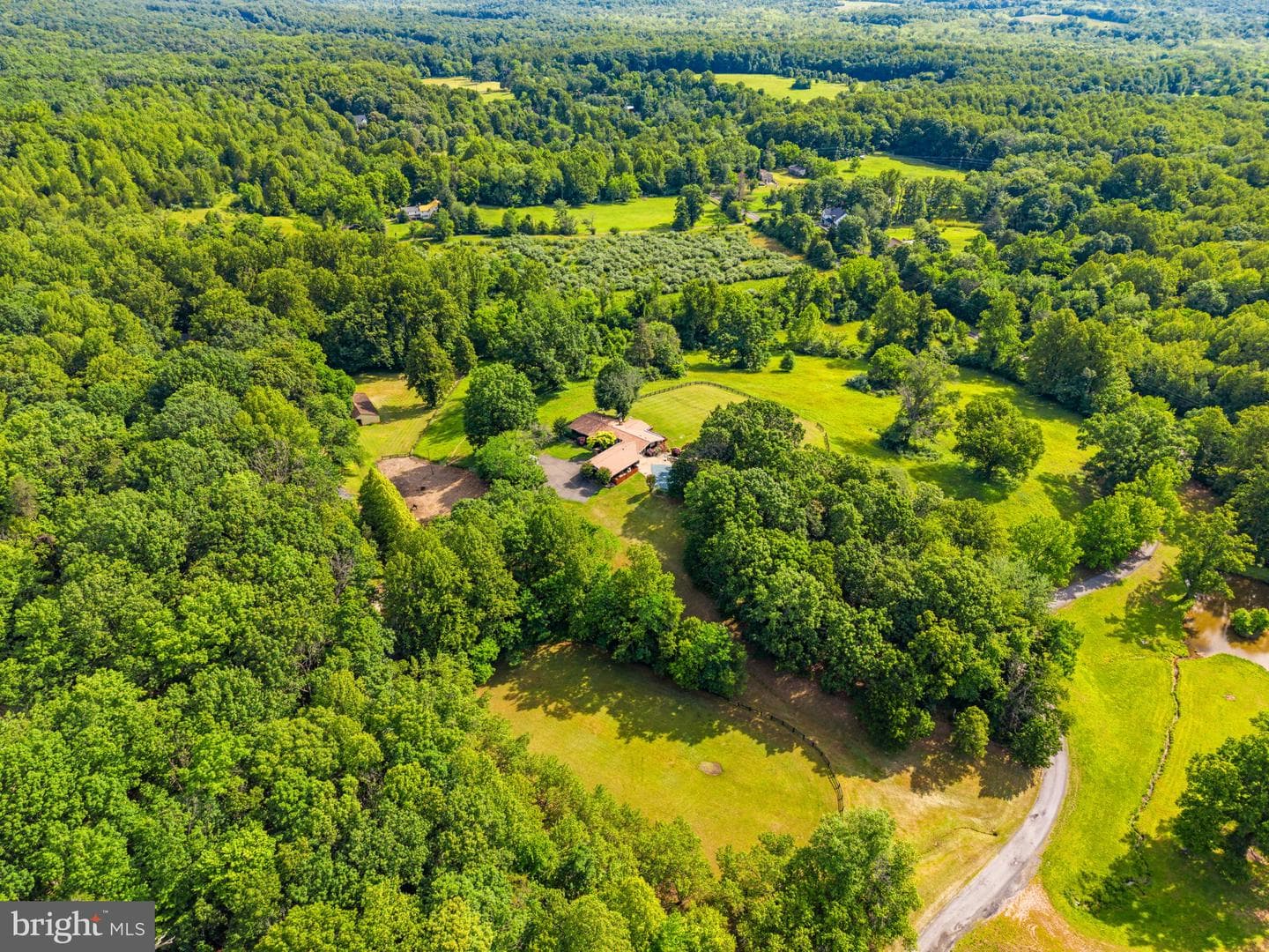 5114 Laurel Lane photo 3