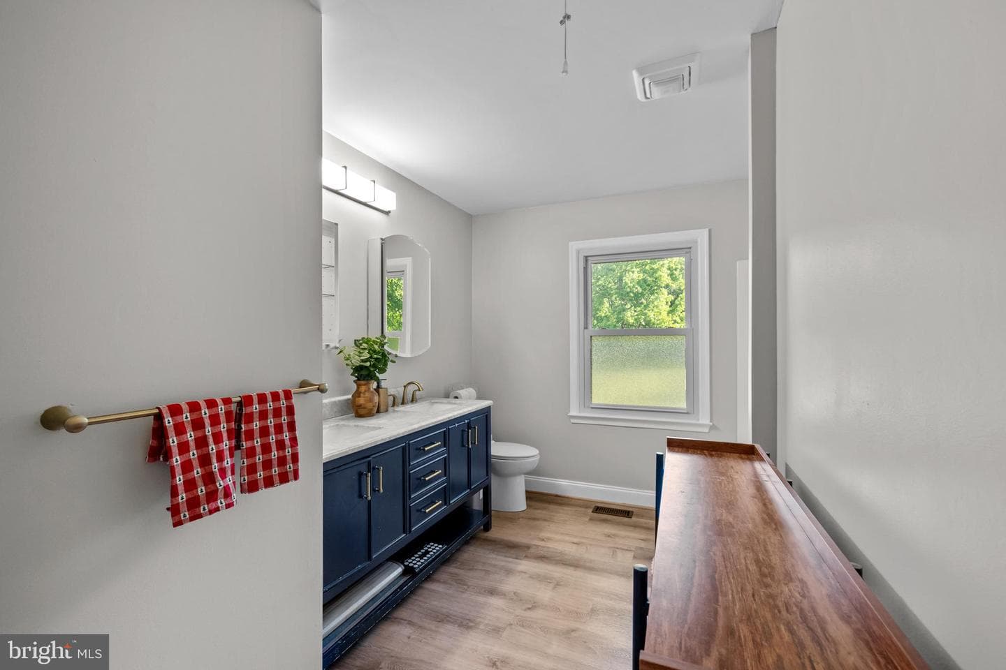 4300 Ringwood Road photo 27