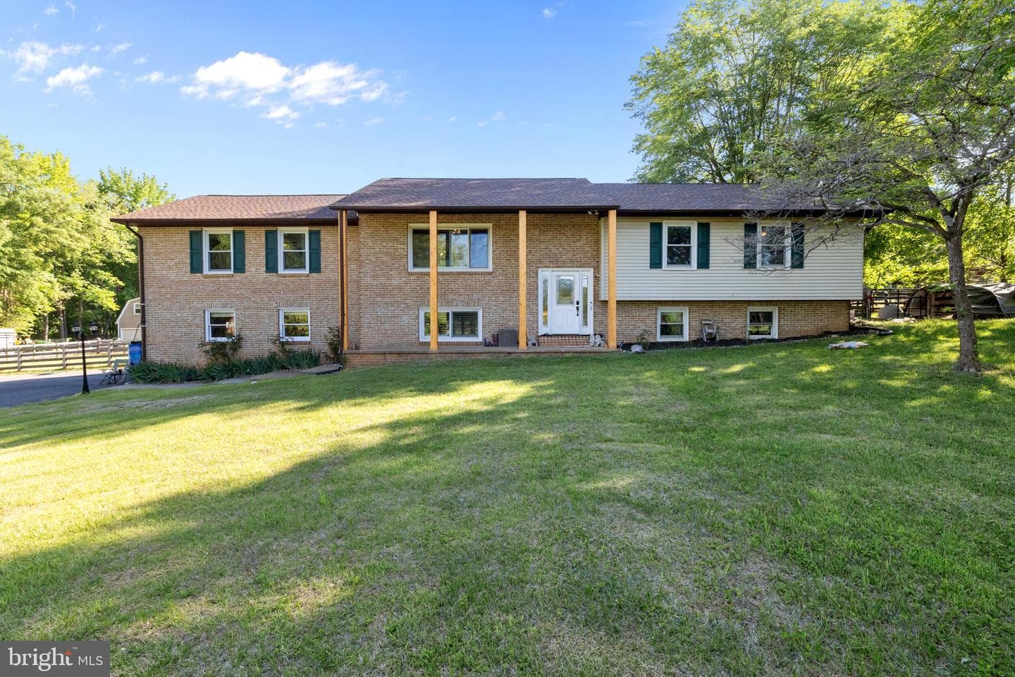 4300 Ringwood Road photo 3