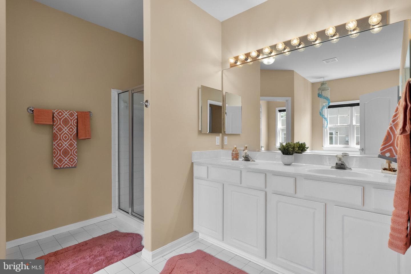 700 Fox Chase Street photo 26