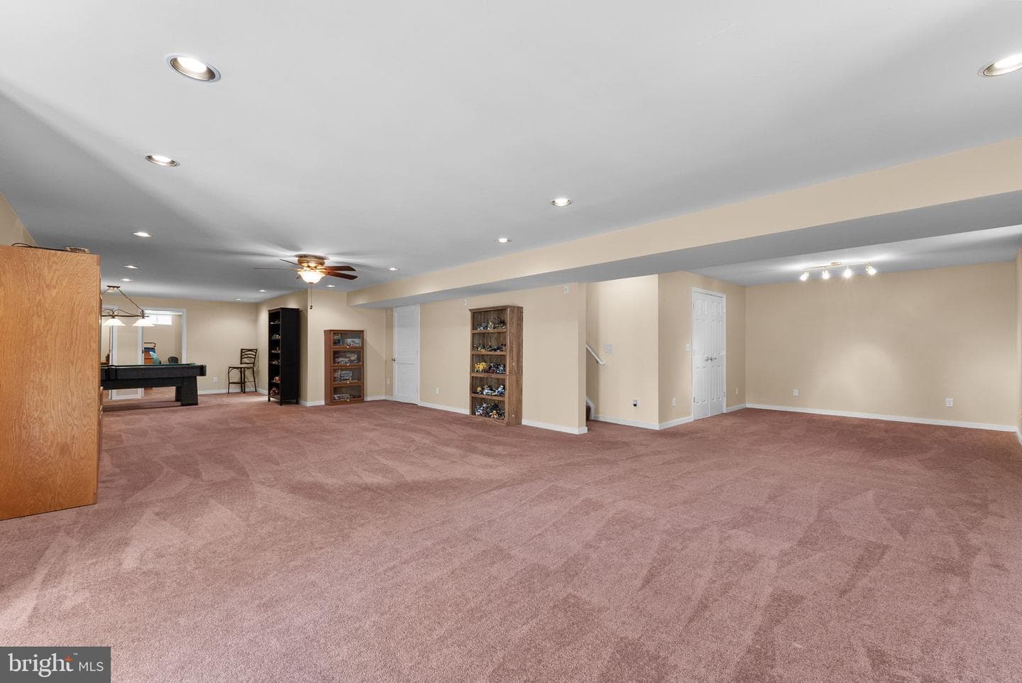 700 Fox Chase Street photo 30