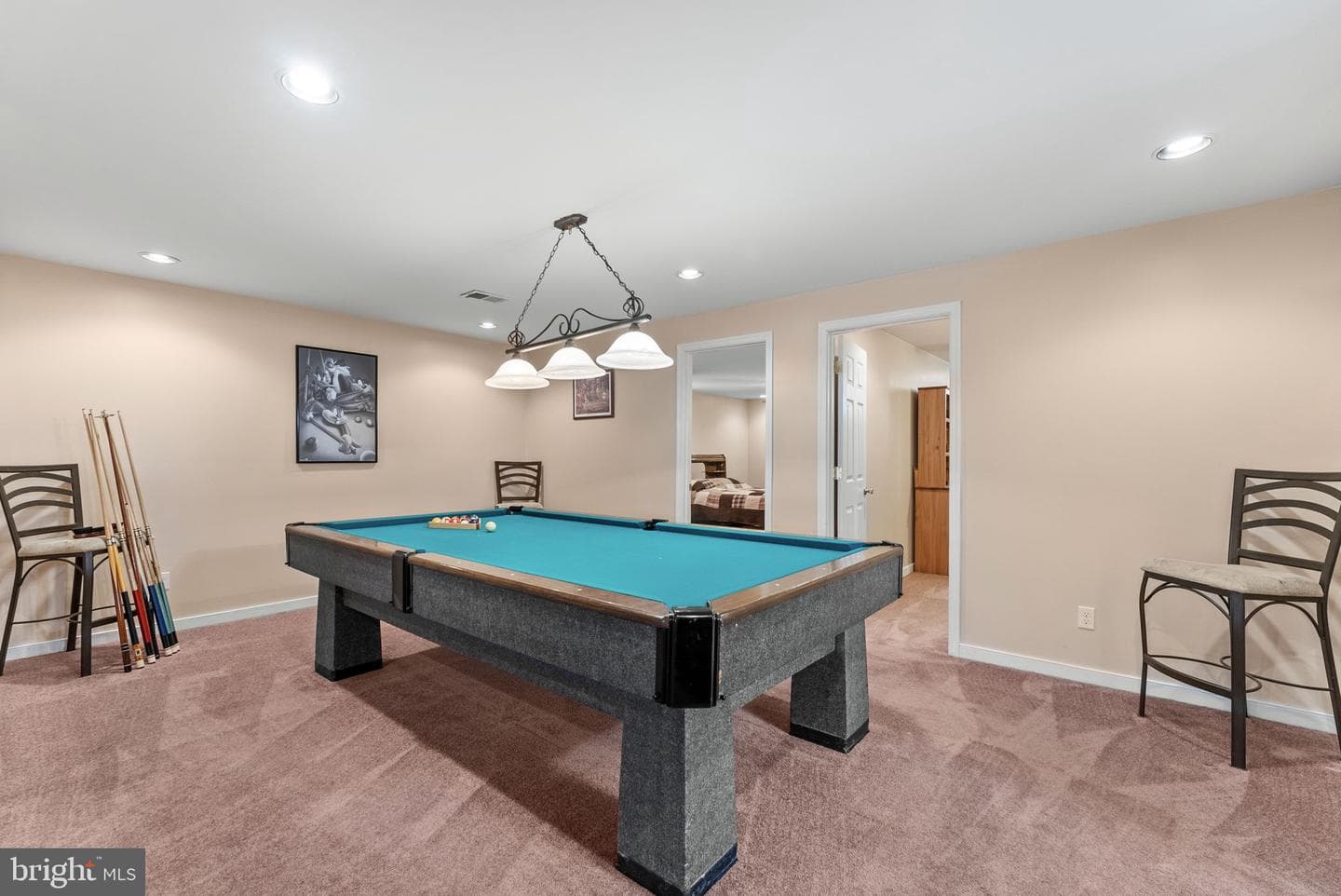 700 Fox Chase Street photo 31