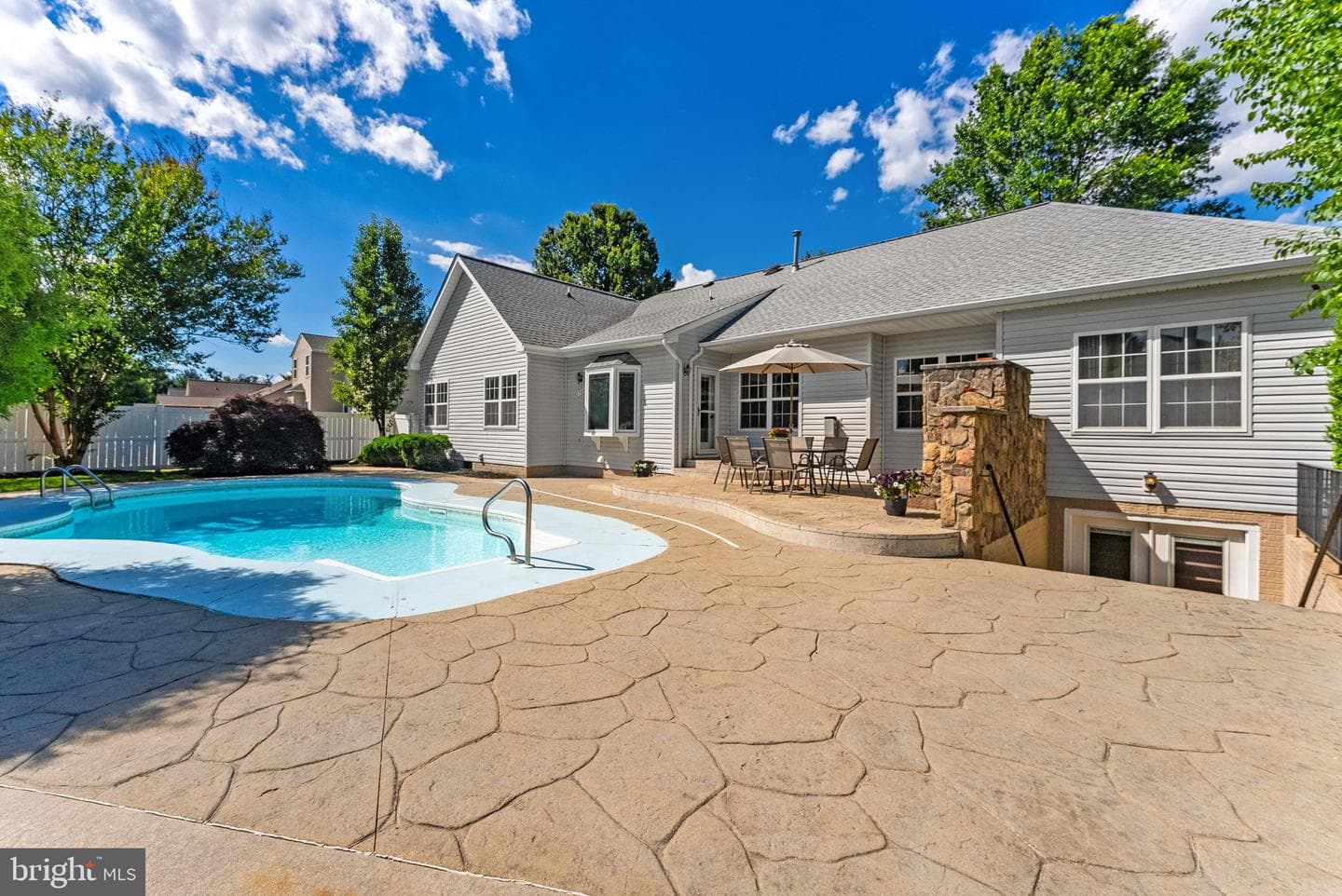 700 Fox Chase Street photo 44