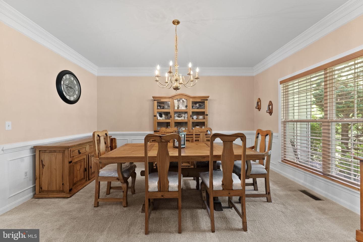 700 Fox Chase Street photo 9