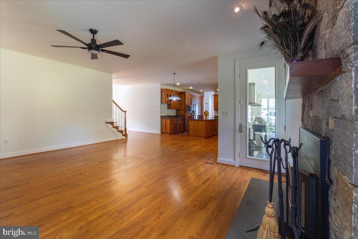 5202 Chase Lane photo 15