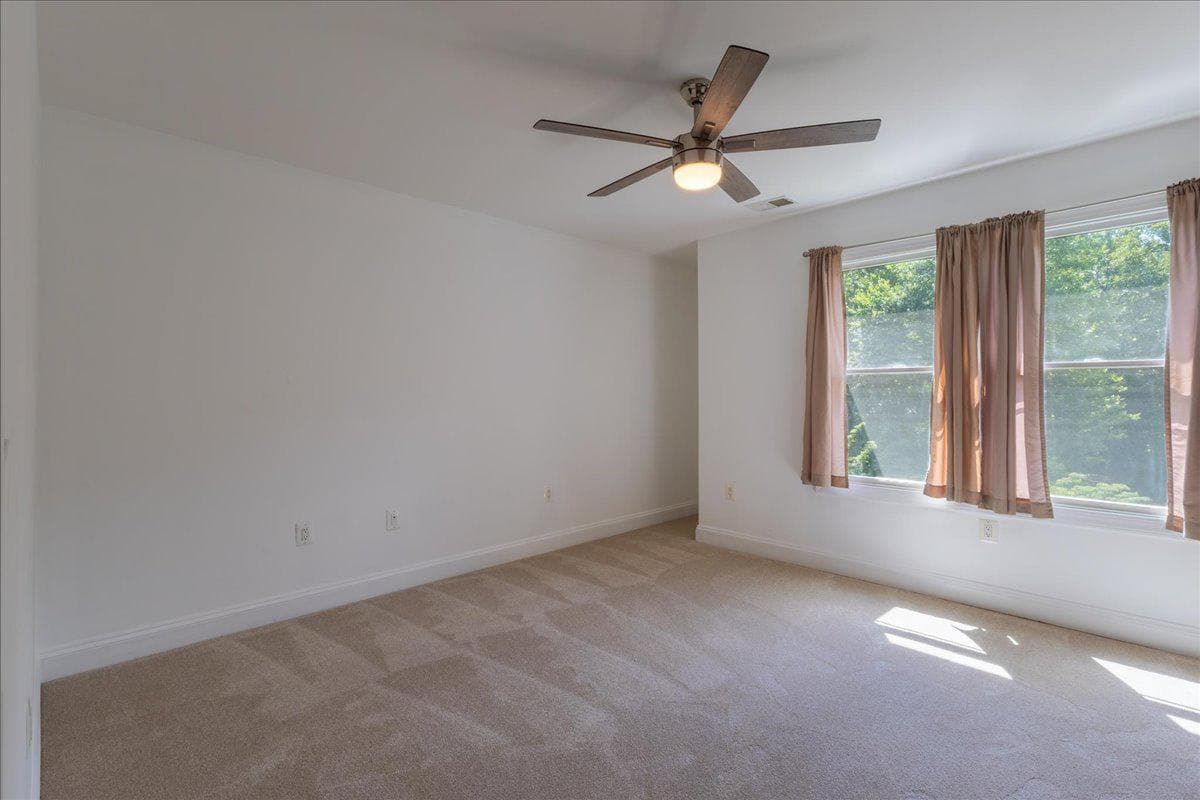 5202 Chase Lane photo 31