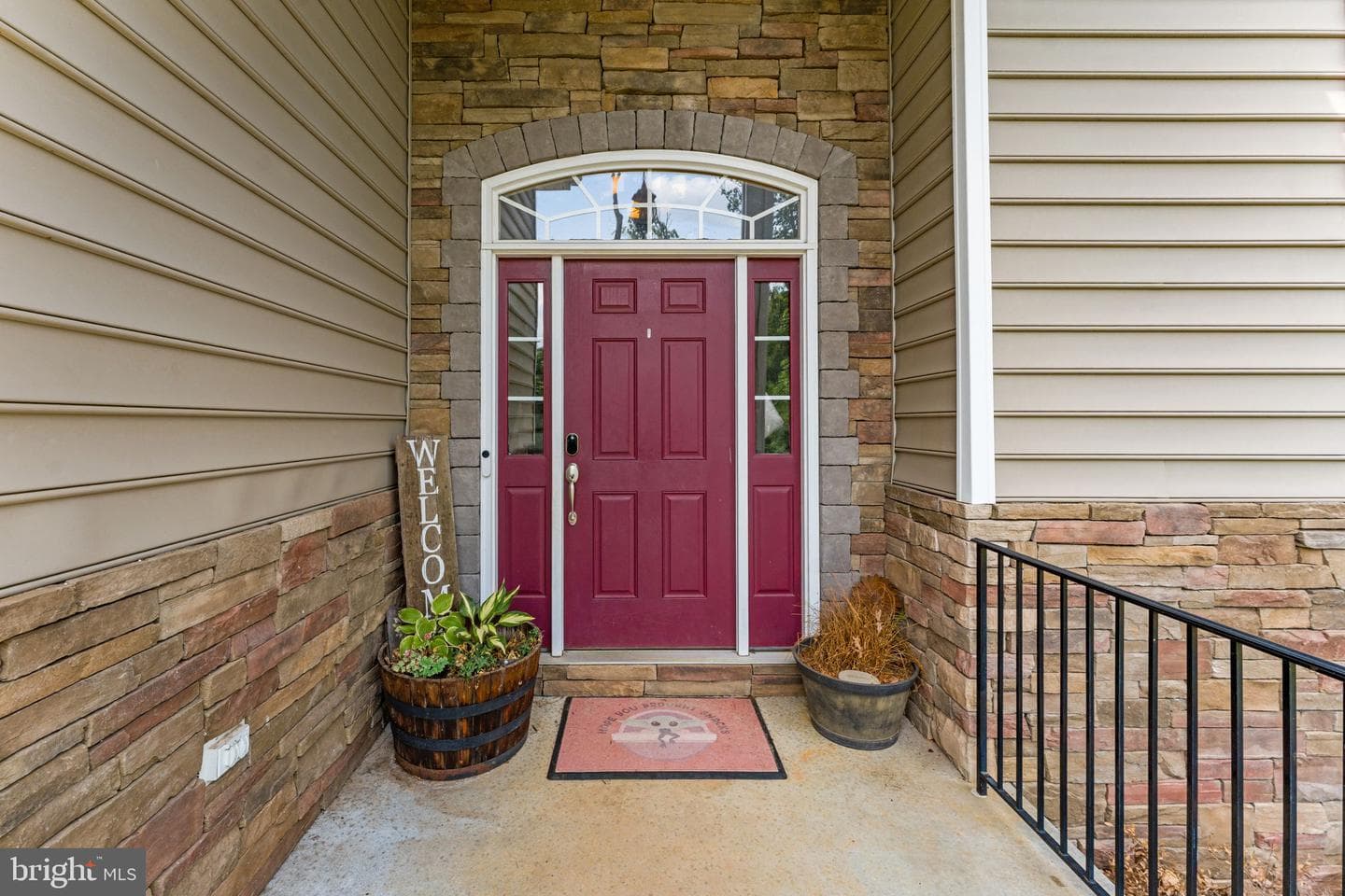 6688 Kelly Road photo 3