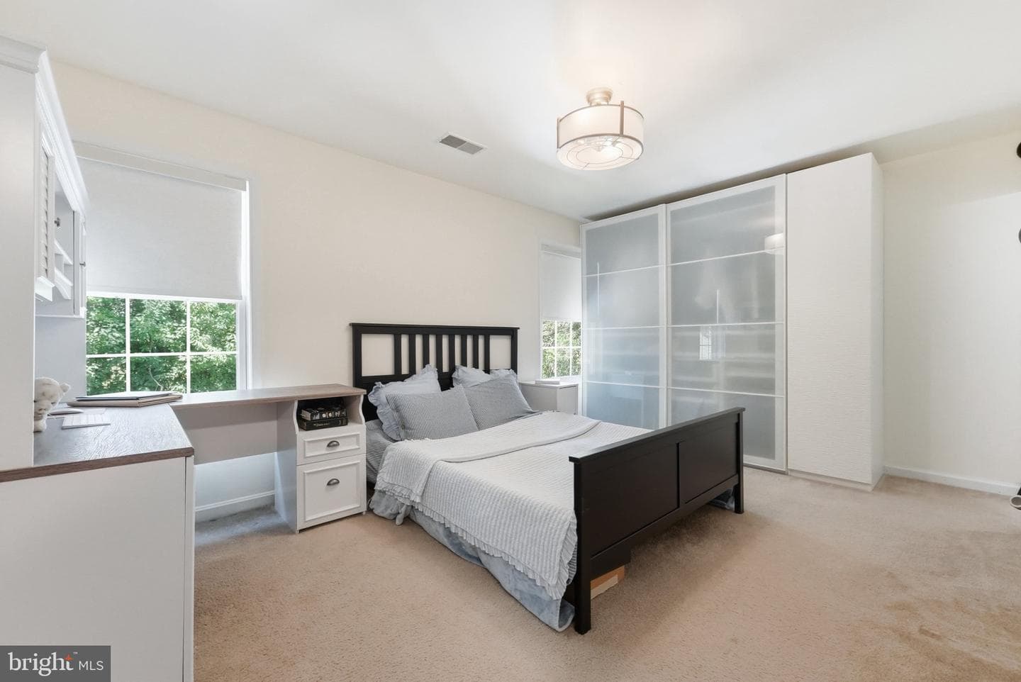 53 Sire Way photo 18