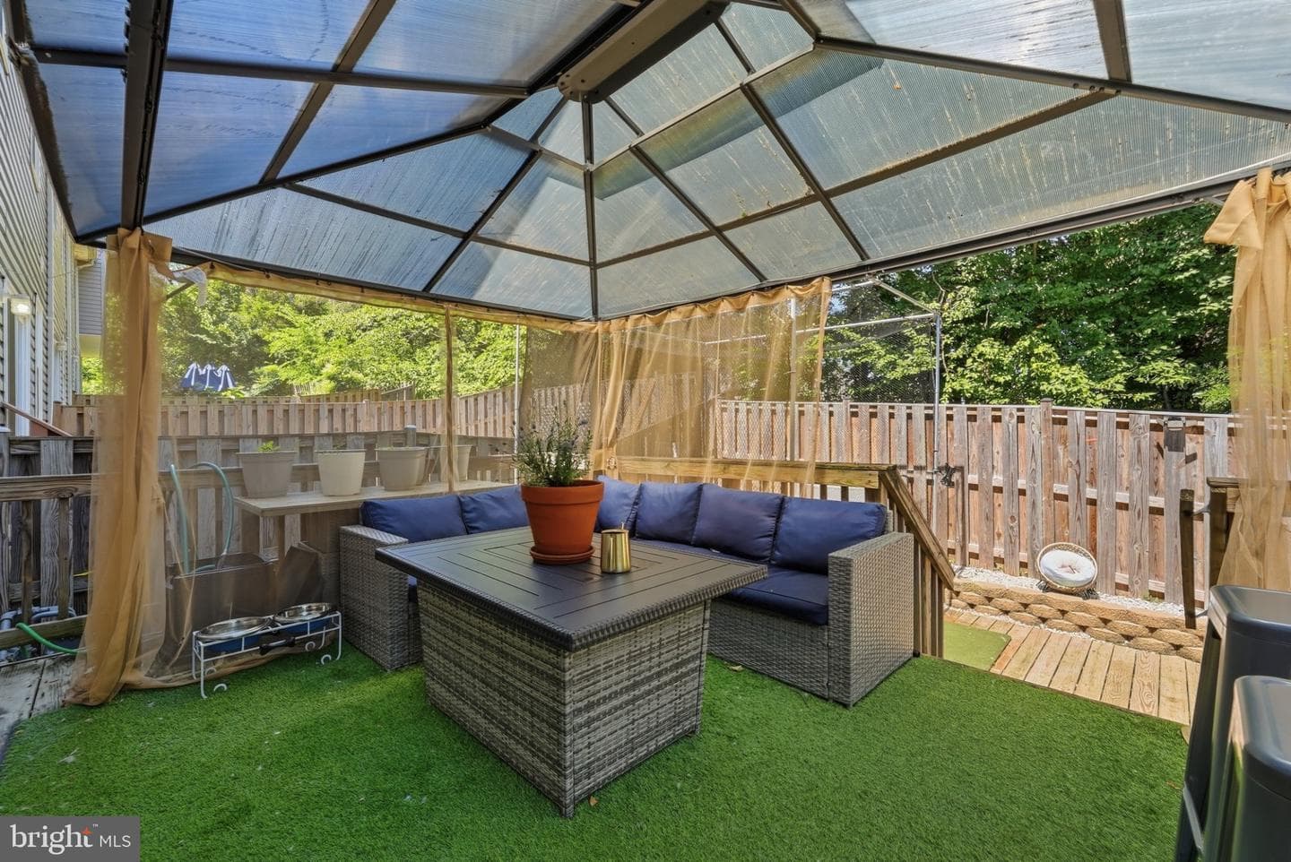 53 Sire Way photo 28