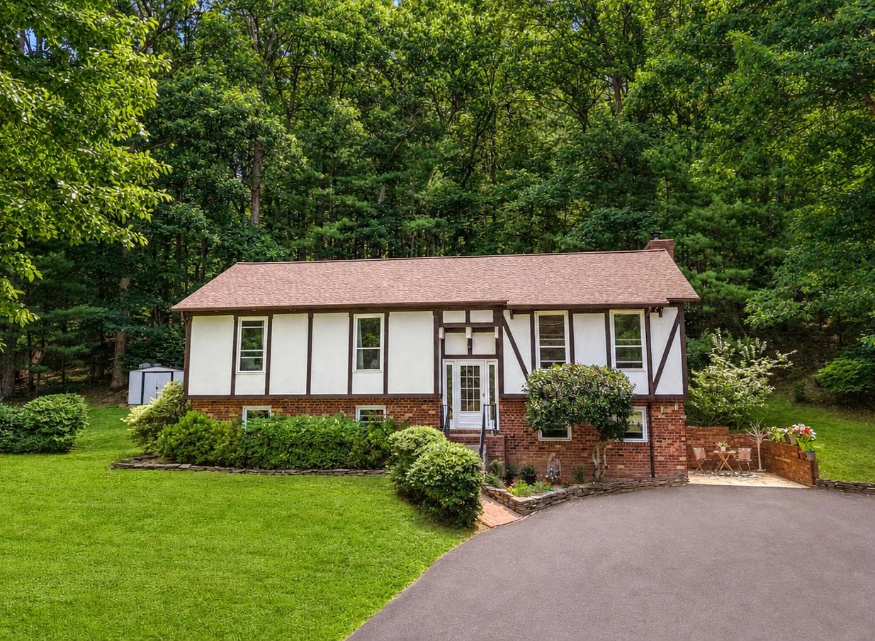 7357 Auburn Mill Road, Warrenton