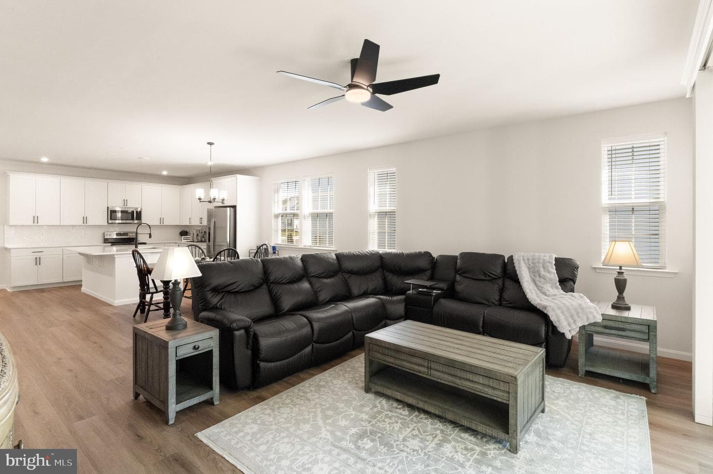 5009 Gray Fox Drive photo 11