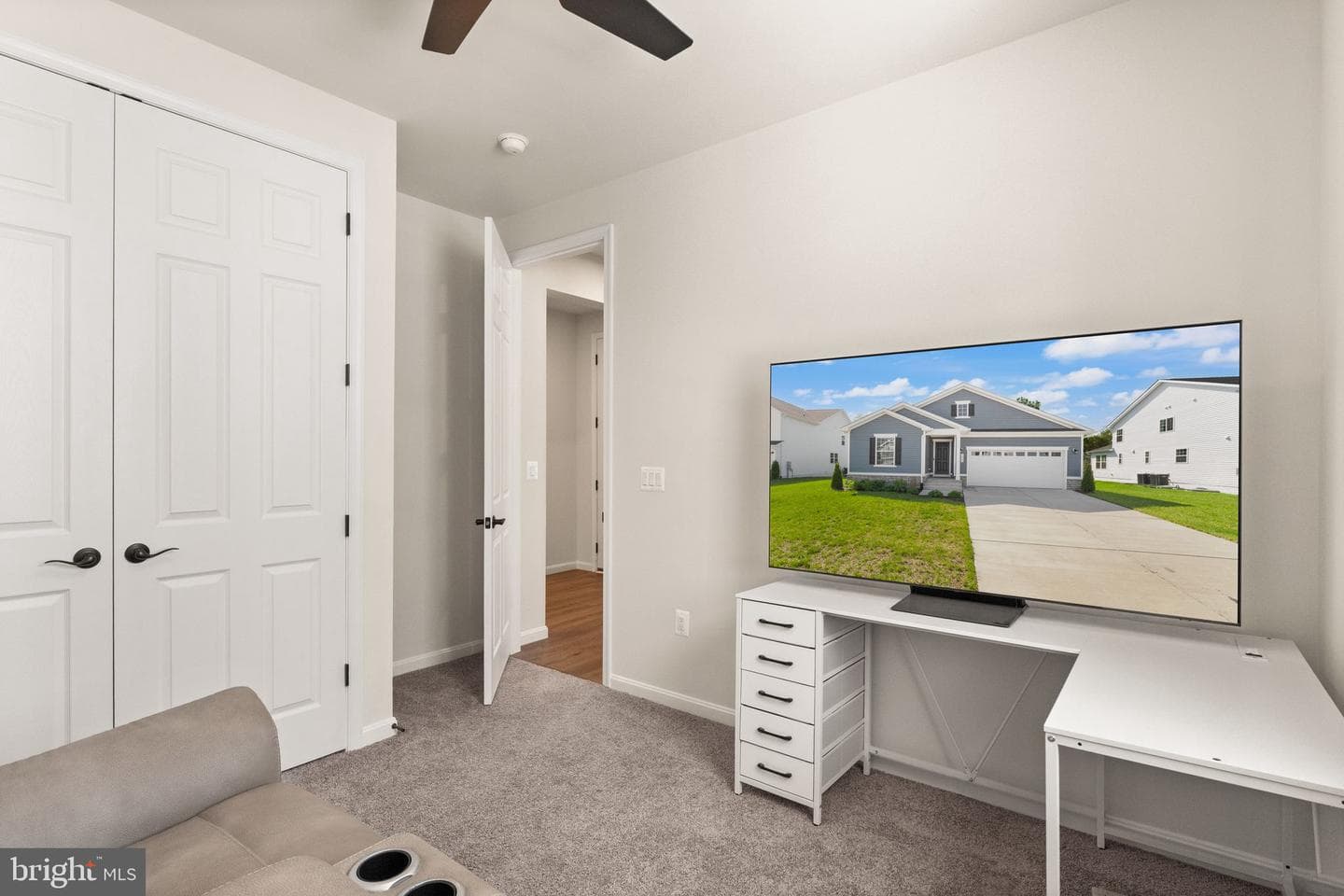 5009 Gray Fox Drive photo 18