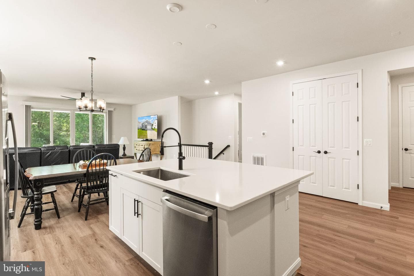 5009 Gray Fox Drive photo 5
