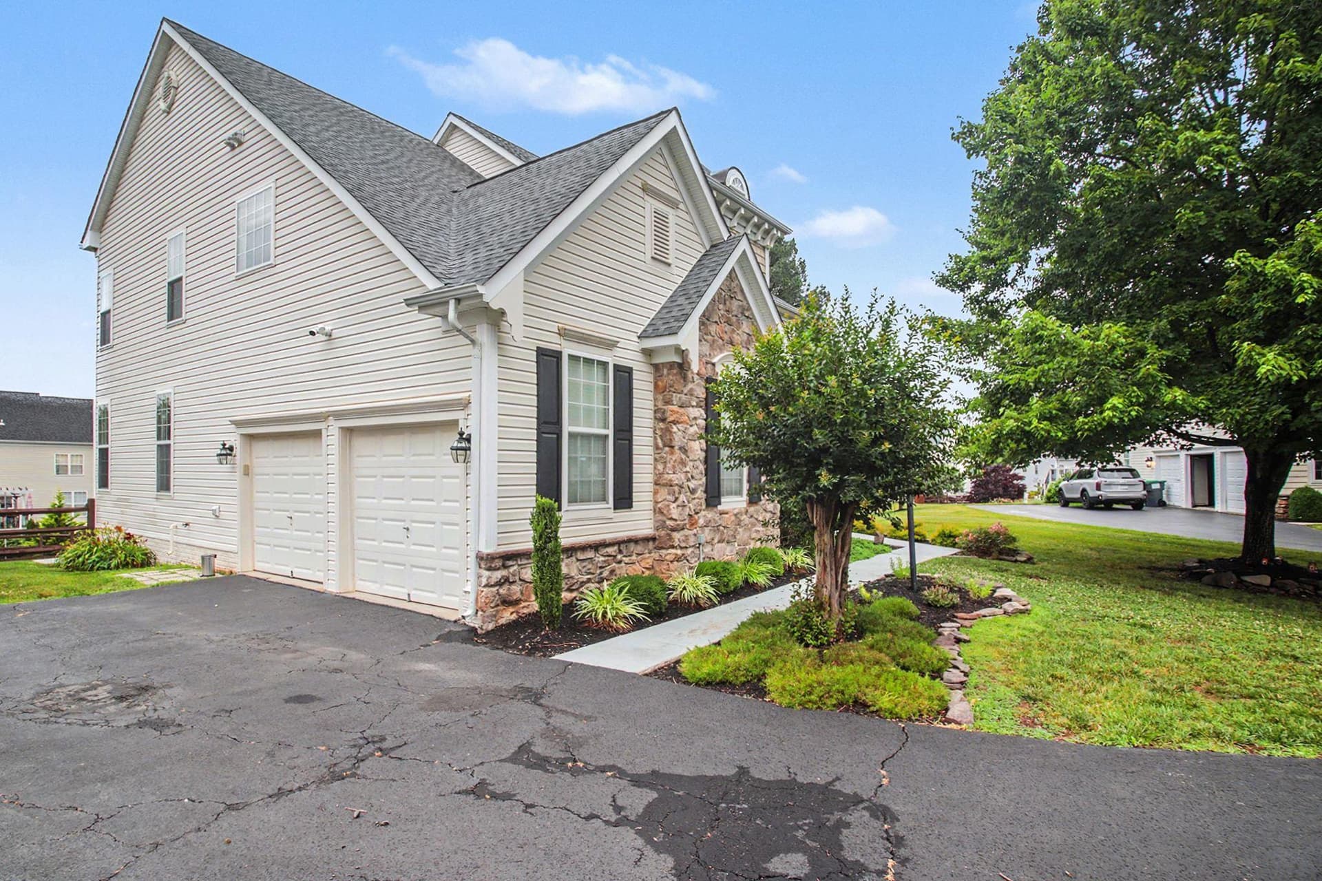 4056 Shrayer Court, Warrenton