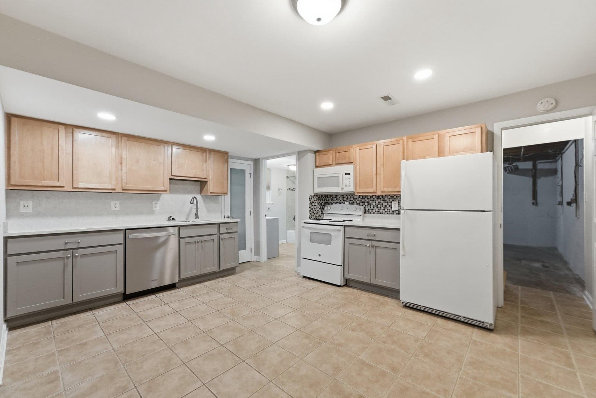 7150 Spotsylvania Street photo 27