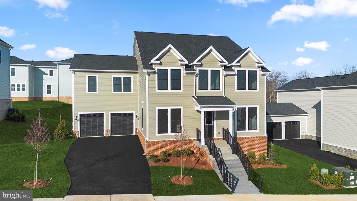 2611 Blue Ridge Avenue photo 3