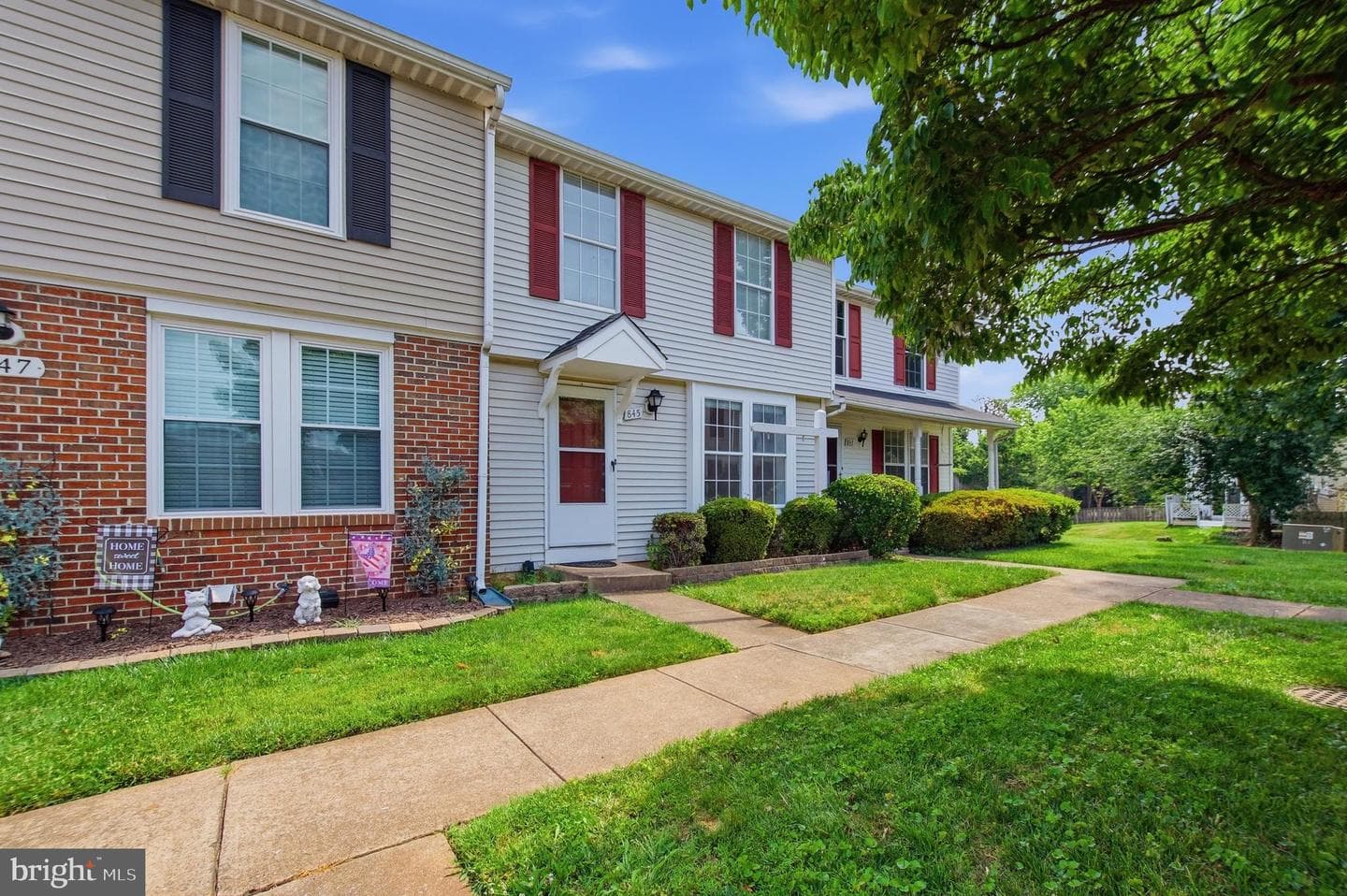 Oak Leaf Court, Warrenton