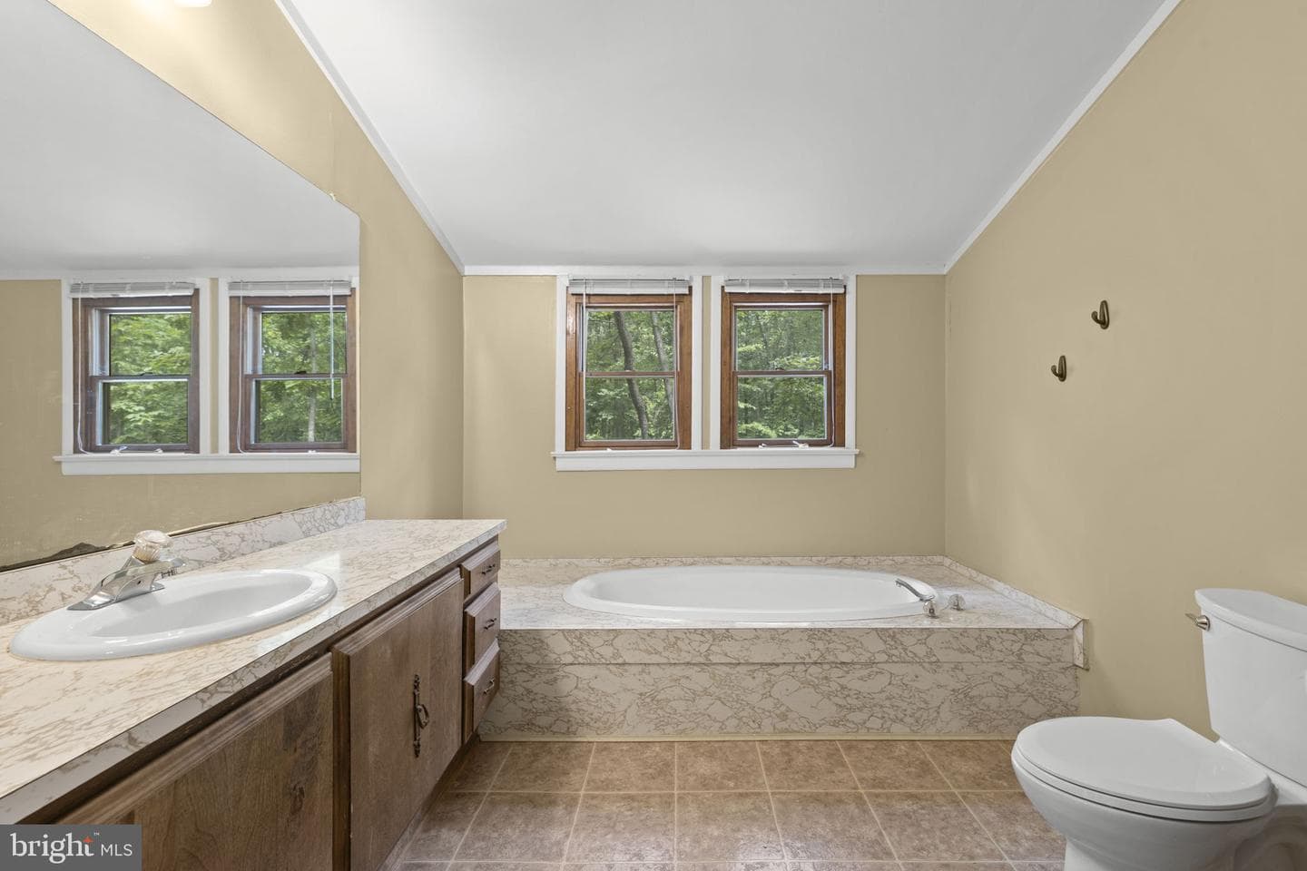 9448 Green Road photo 45