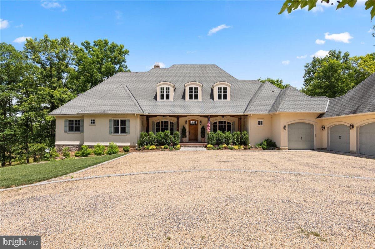 6483 Cheshire Lane, Marshall