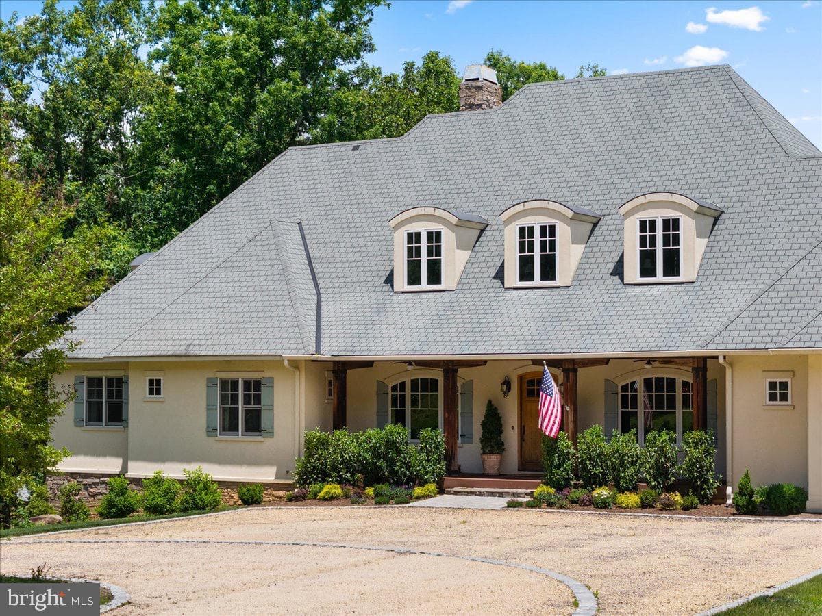 6483 Cheshire Lane, Marshall