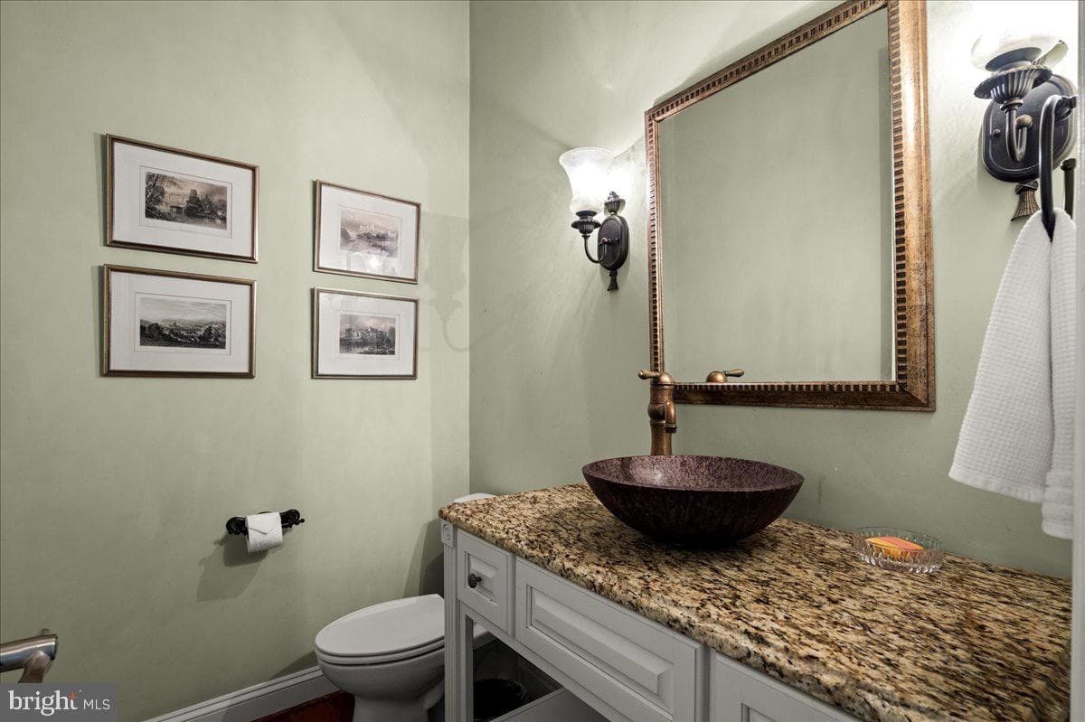 6483 Cheshire Lane photo 24