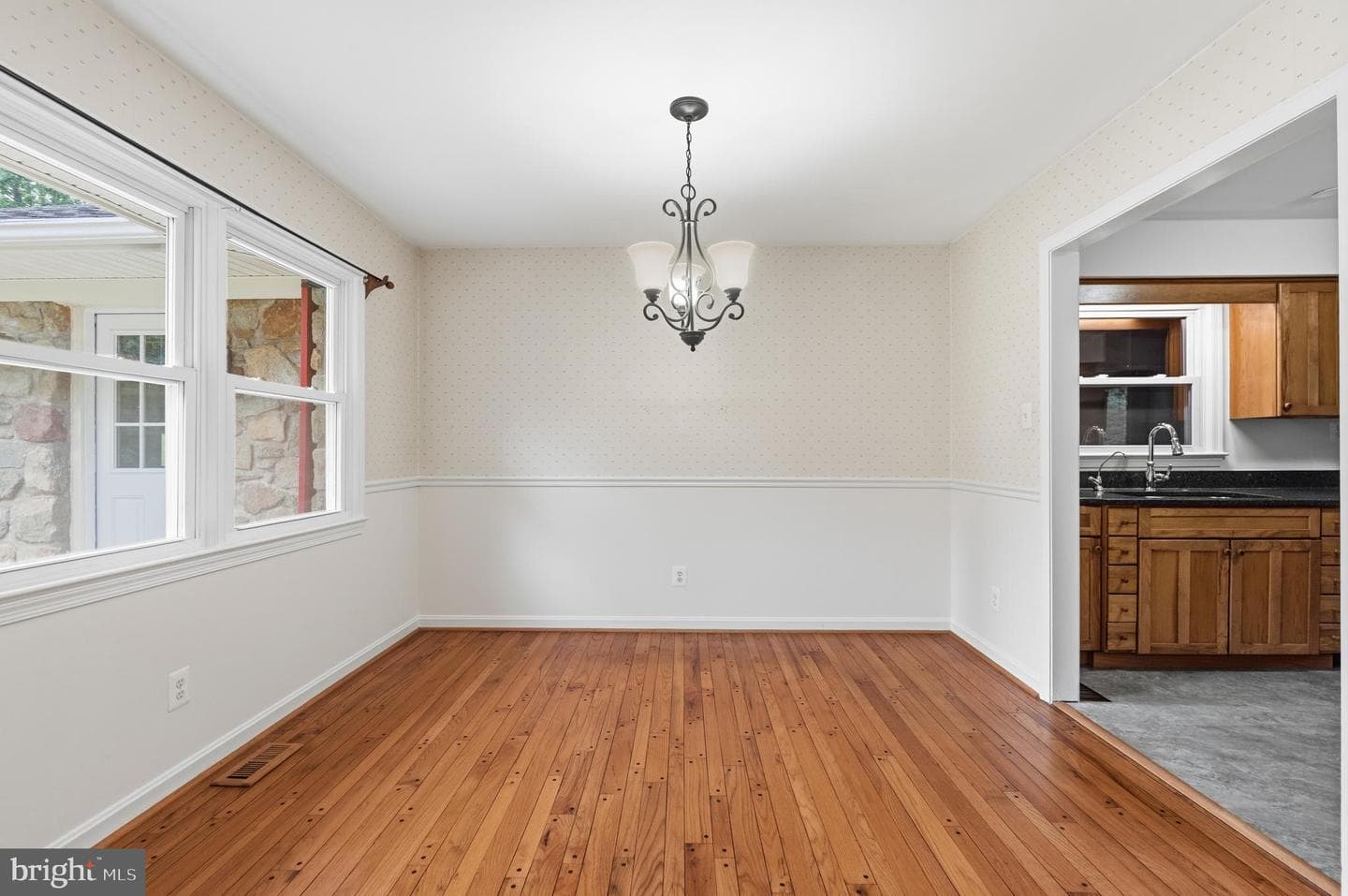 9808 Timber Heights photo 17