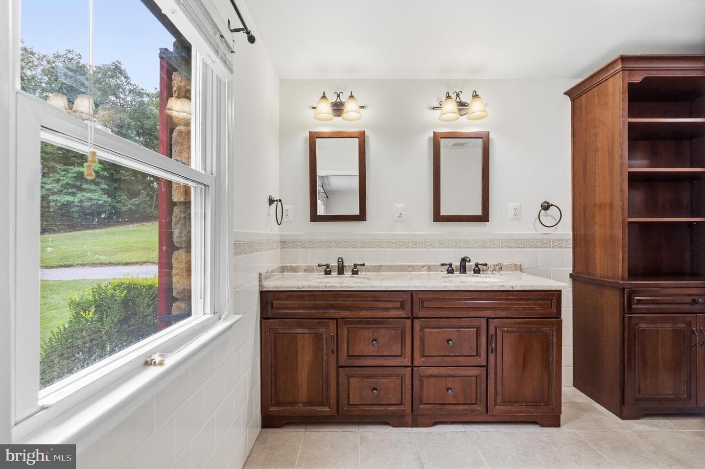 9808 Timber Heights photo 35