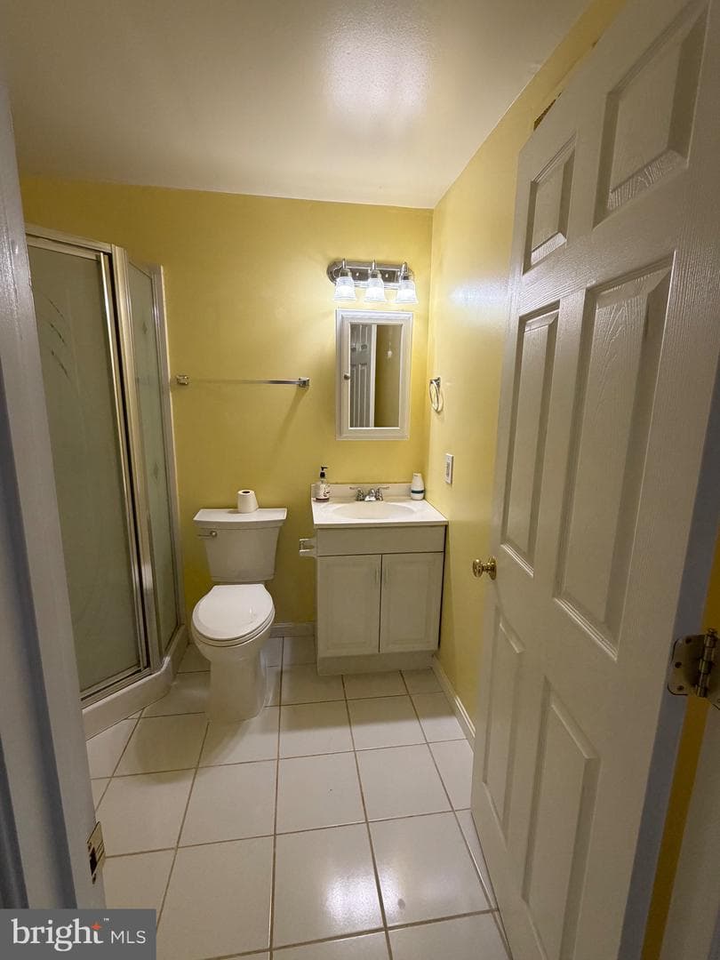 6391 Waterdale Court photo 17
