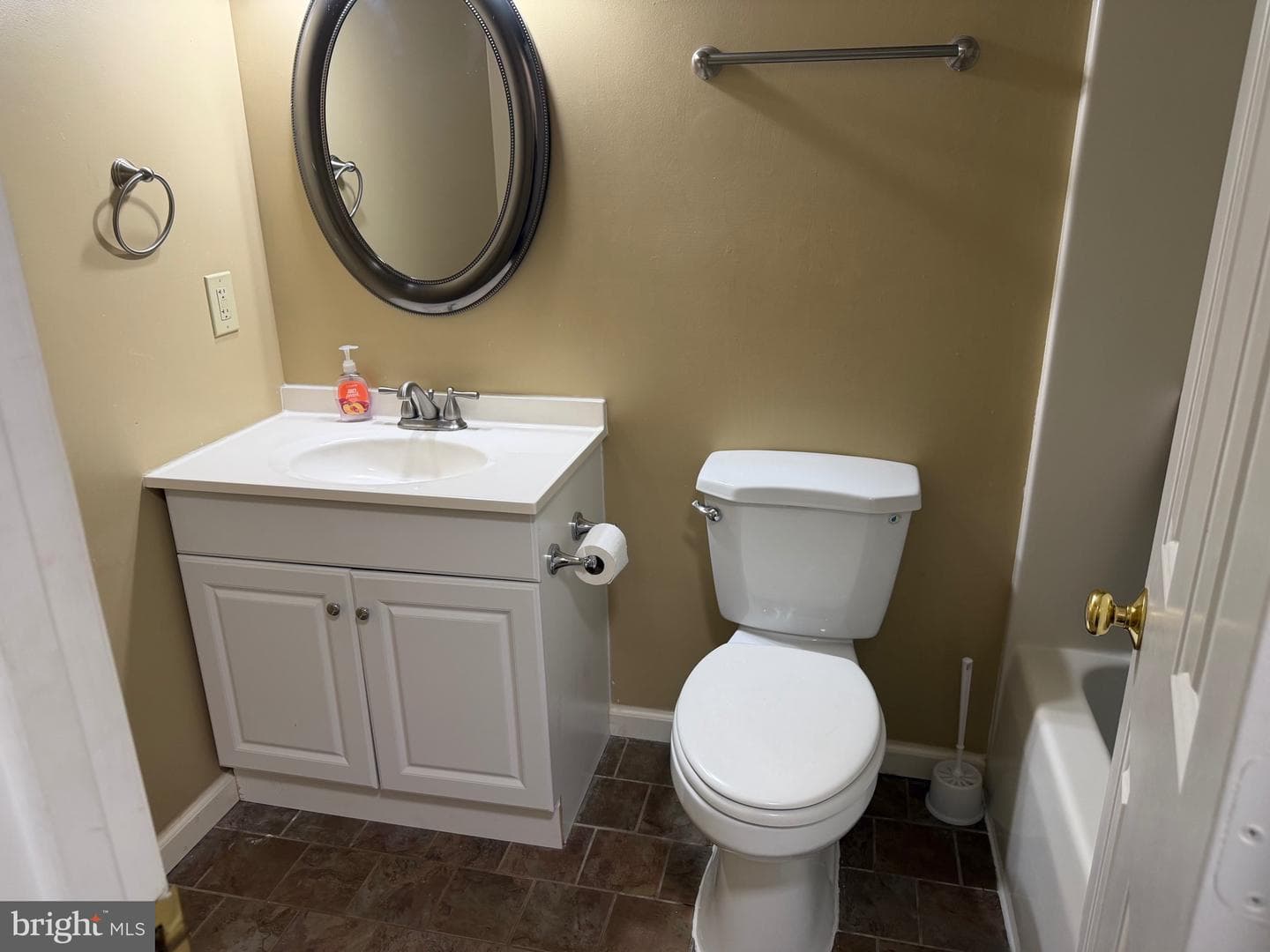 6391 Waterdale Court photo 22